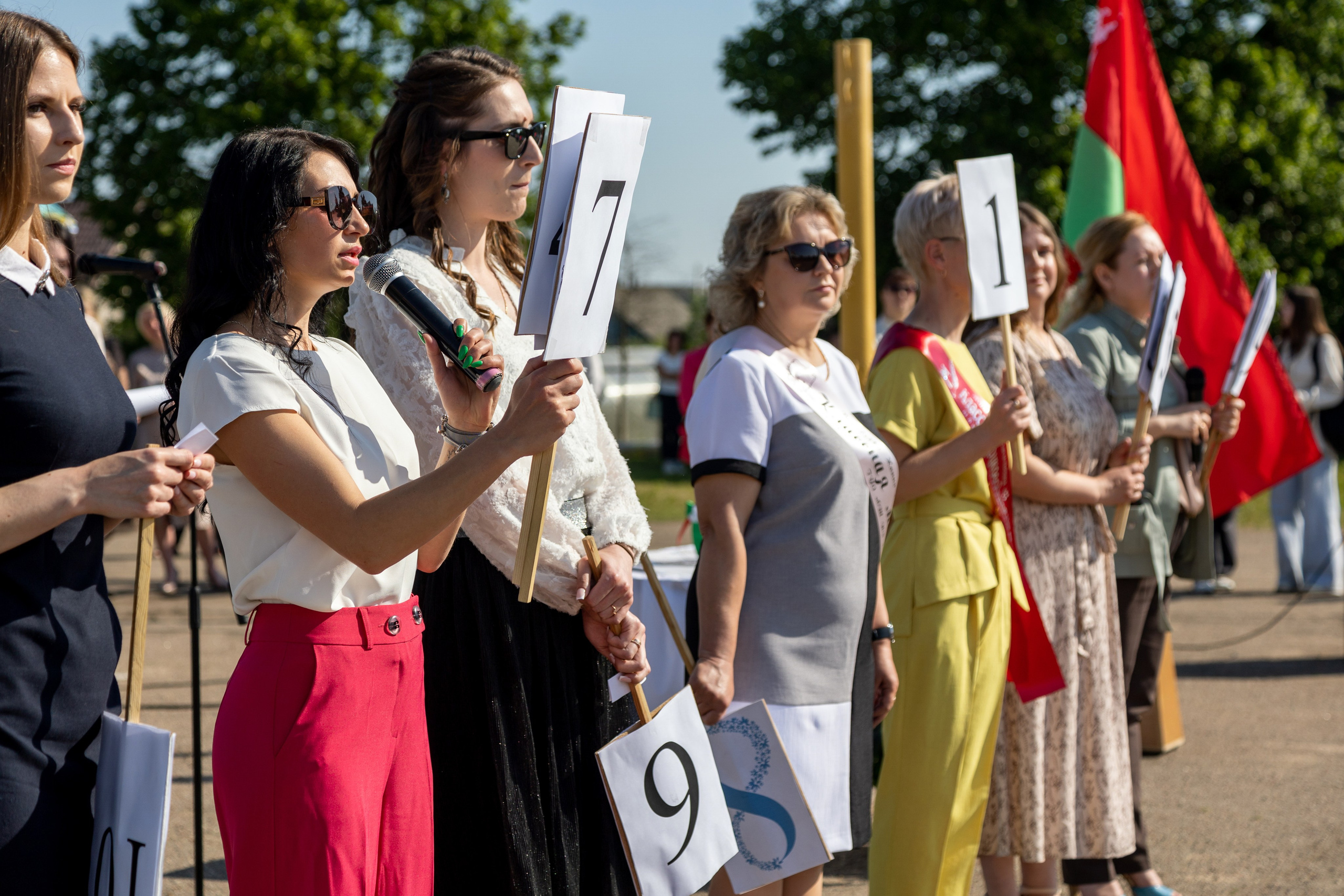 Выпускной в Жодино 2023. Профессиональный интерьерный и репортажный фотограф Минск и РБ. Максим Орлов