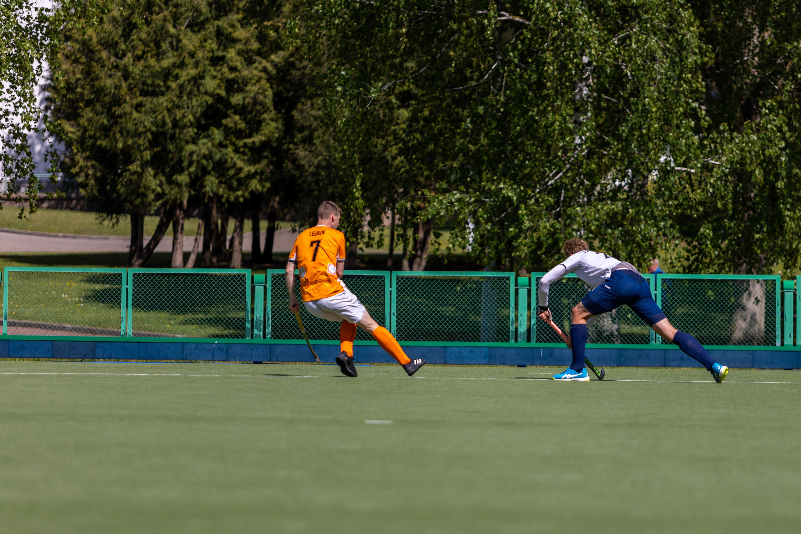 Хоккей на траве. ХК Минск — СК Строитель 12.05.2024. Профессиональный интерьерный и репортажный фотограф Минск и РБ. Максим Орлов