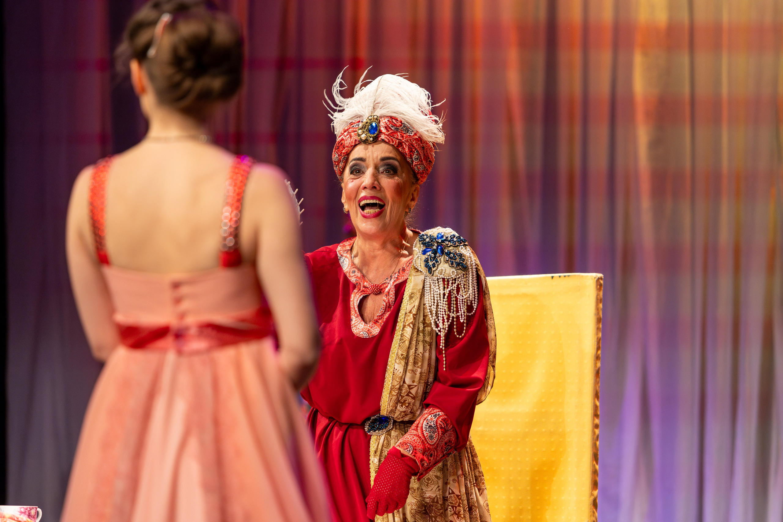 Новый театр «Как важно быть серьезным». Профессиональный интерьерный и репортажный фотограф Минск и РБ. Максим Орлов