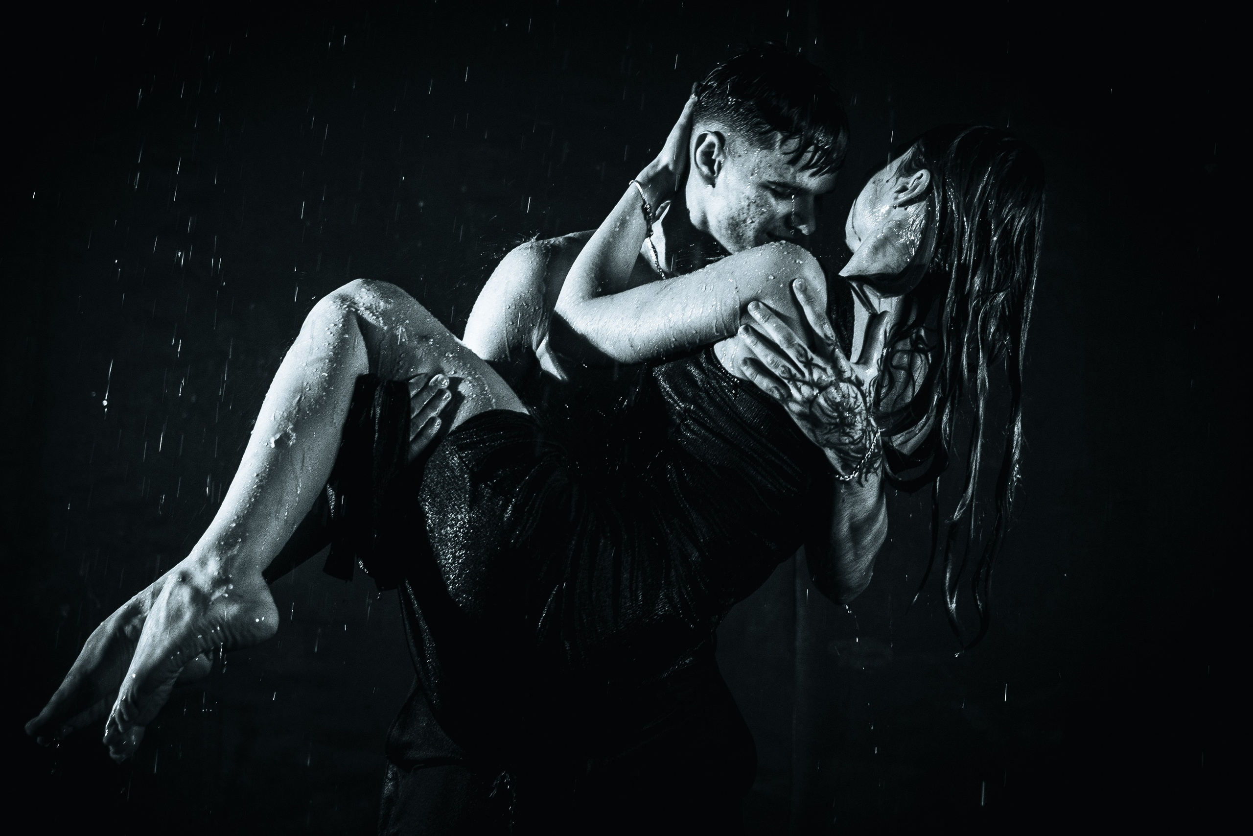 Лав стори в душе двух влюбленных. Профессиональный интерьерный и репортажный фотограф Минск и РБ. Максим Орлов