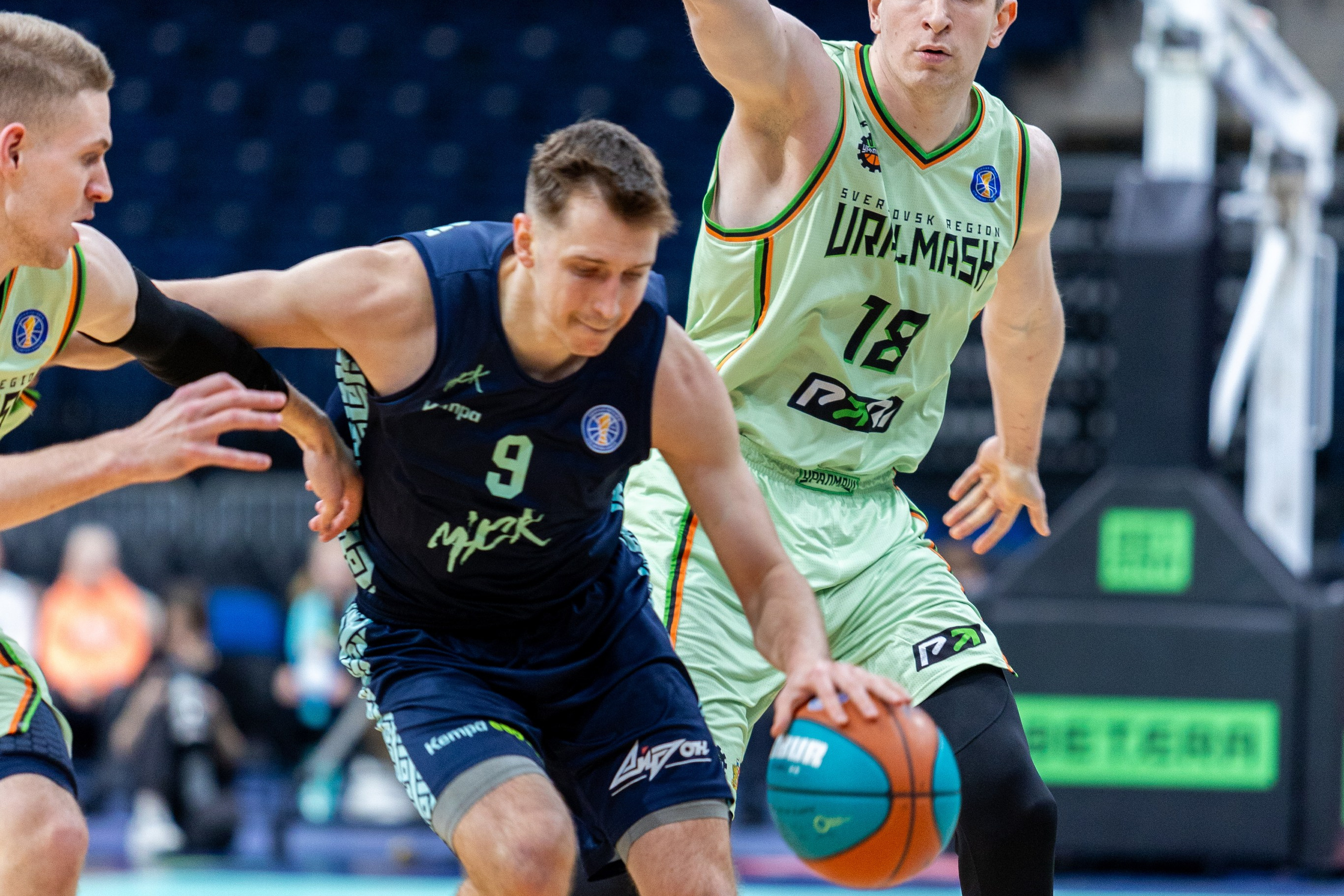 Баскетбол. Лучшие кадры. Минск — Уралмаш 13.02.2024. Профессиональный интерьерный и репортажный фотограф Минск и РБ. Максим Орлов