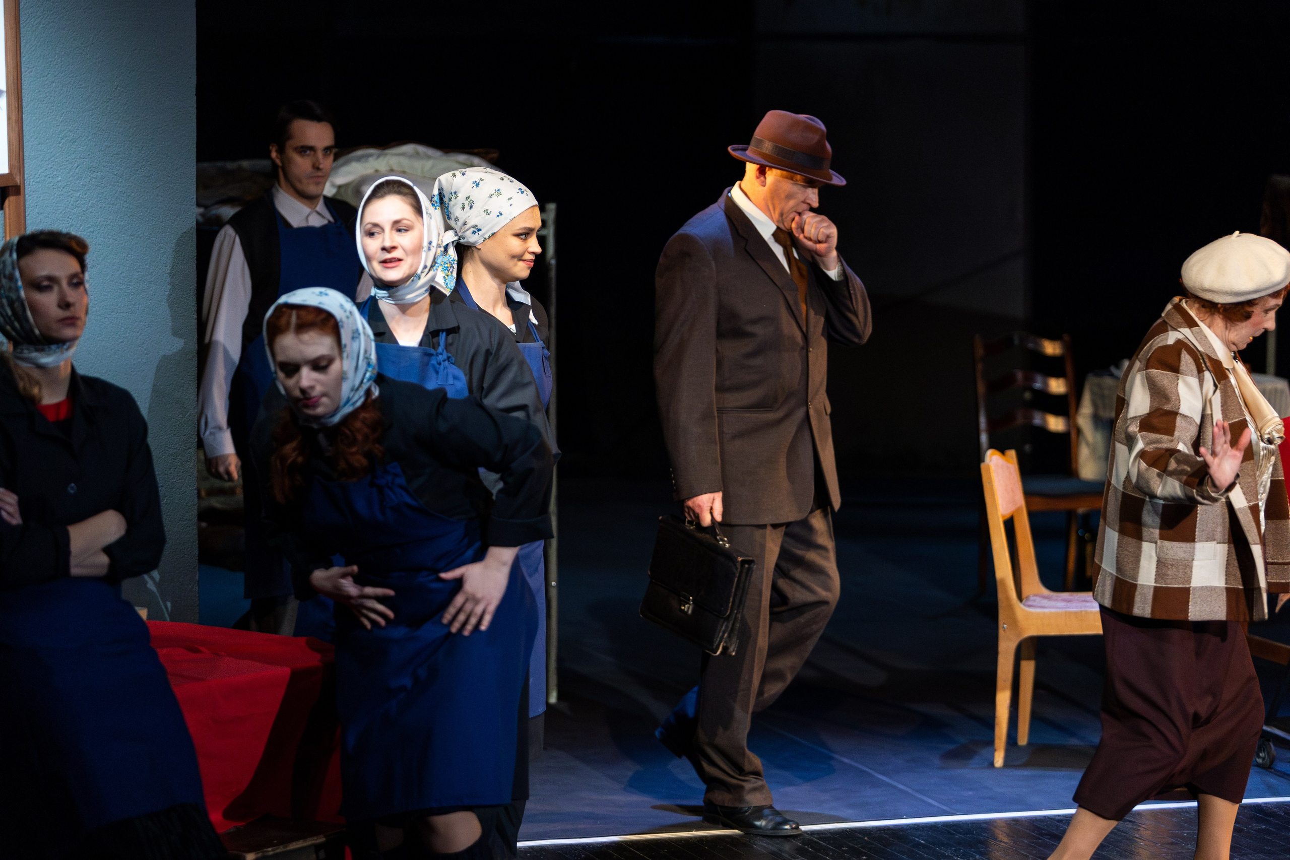 Новый театр «Фабричная девчонка». Профессиональный интерьерный и репортажный фотограф Минск и РБ. Максим Орлов