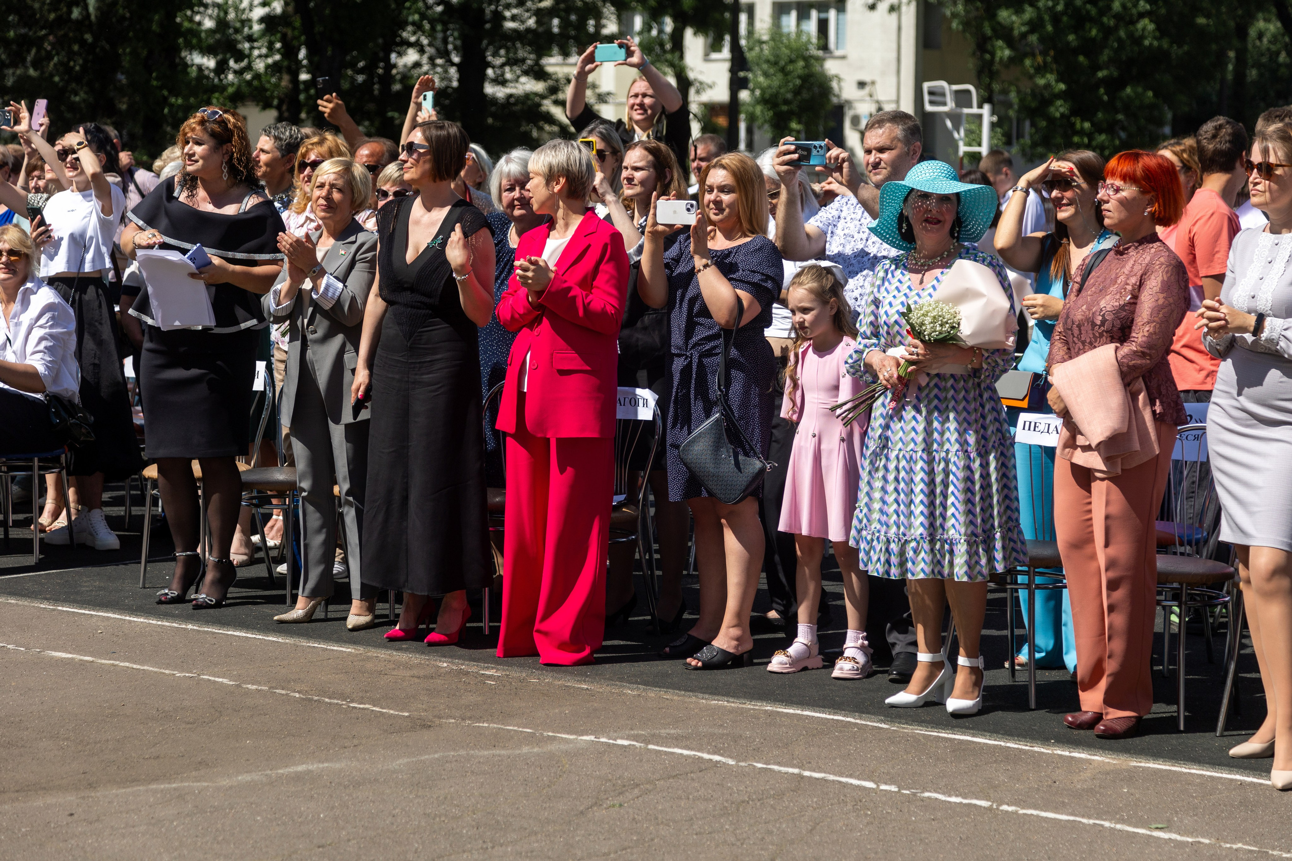 Школа 47. Последний звонок. Профессиональный интерьерный и репортажный фотограф Минск и РБ. Максим Орлов