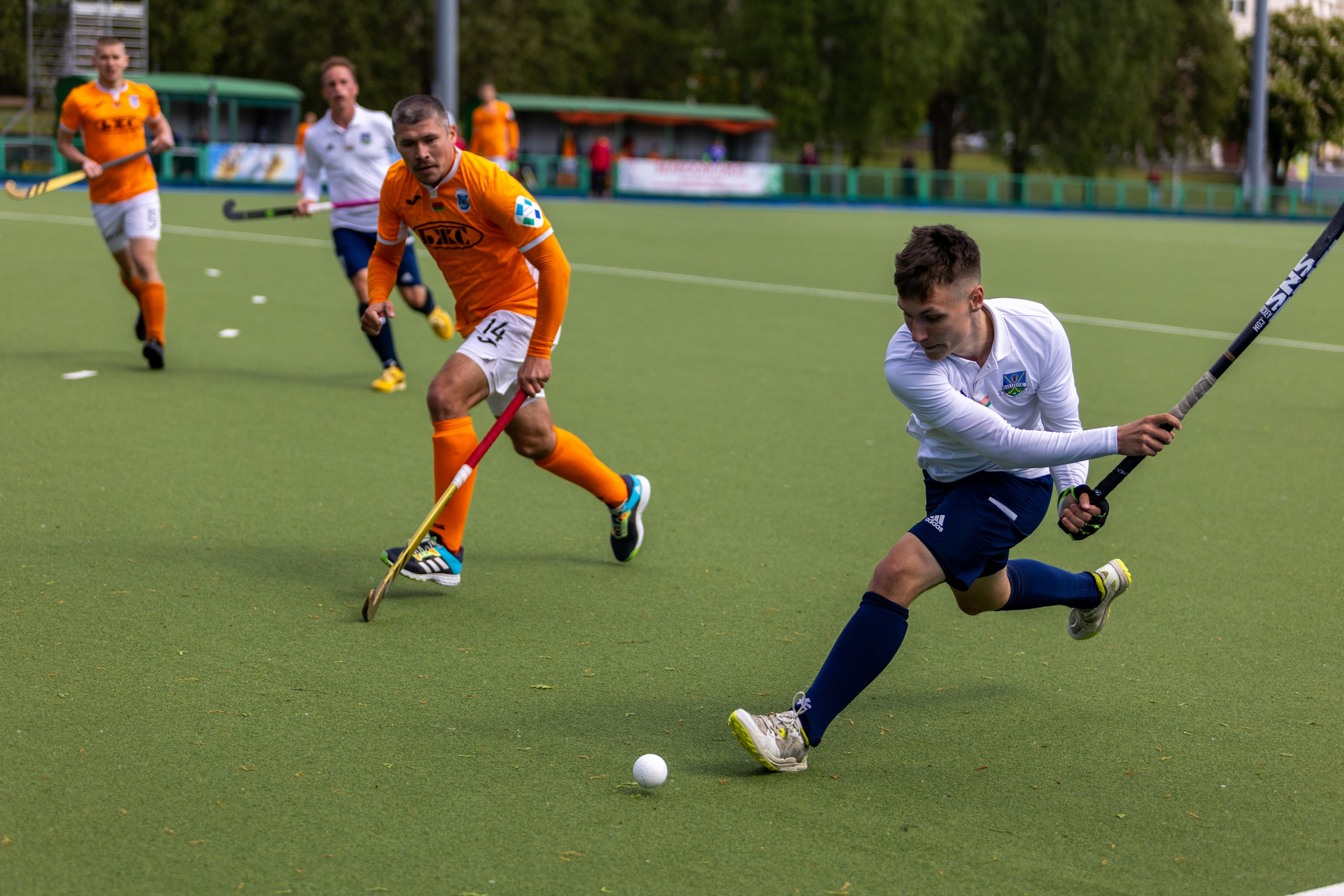 Хоккей на траве. ХК Минск — СК Строитель 11.05.2024. Профессиональный интерьерный и репортажный фотограф Минск и РБ. Максим Орлов