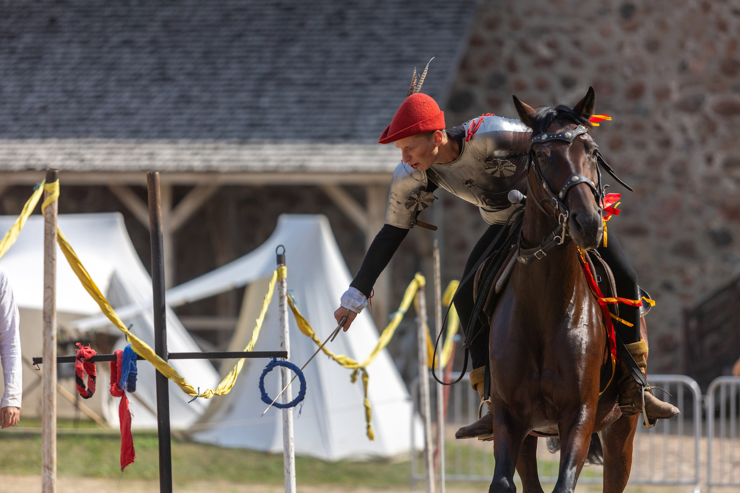 Выступление «Золотой шпоры» на празднике города Лиды. Профессиональный интерьерный и репортажный фотограф Минск и РБ. Максим Орлов