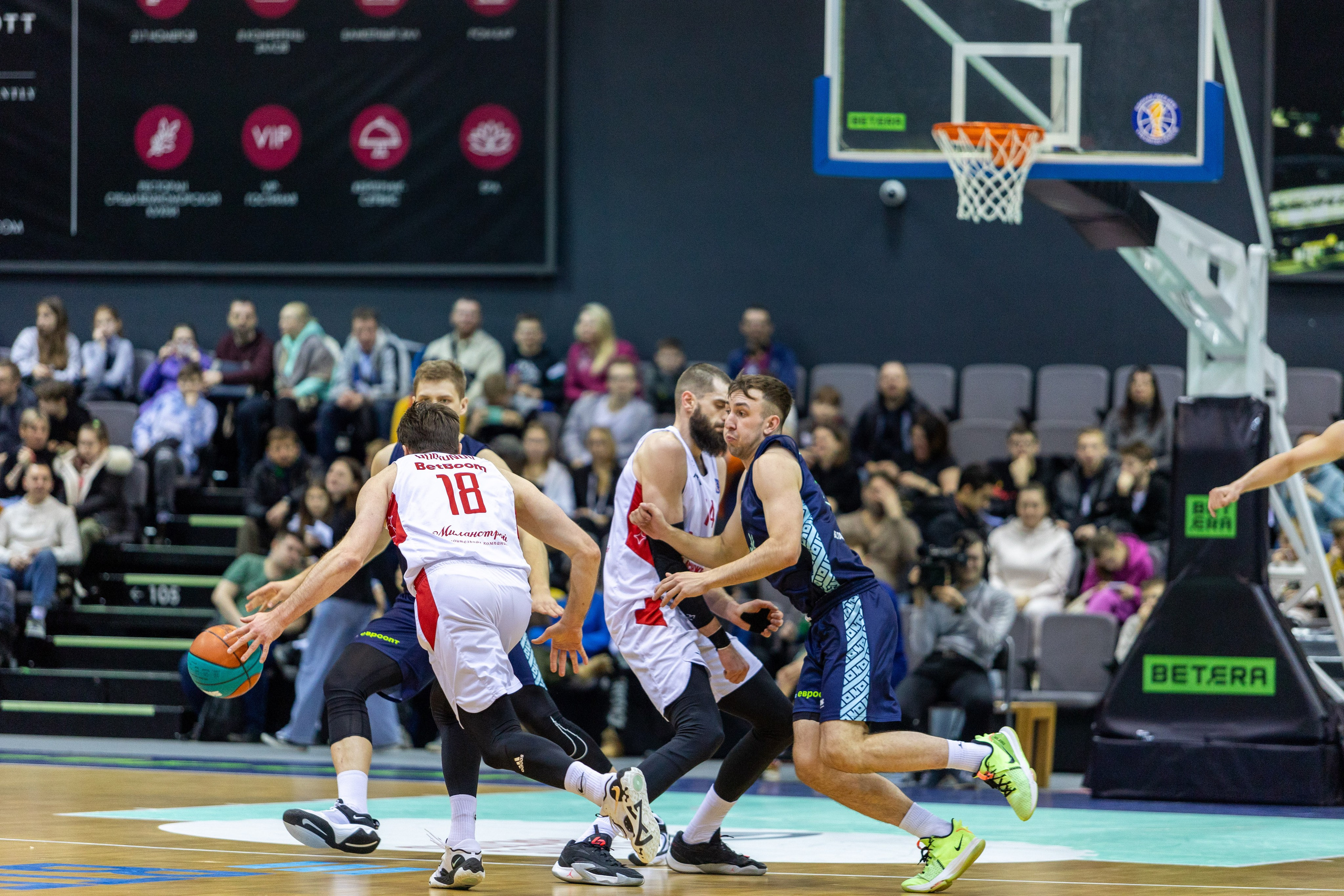 Баскетбол. Минск — MBA. 09.03.2024. Профессиональный интерьерный и репортажный фотограф Минск и РБ. Максим Орлов