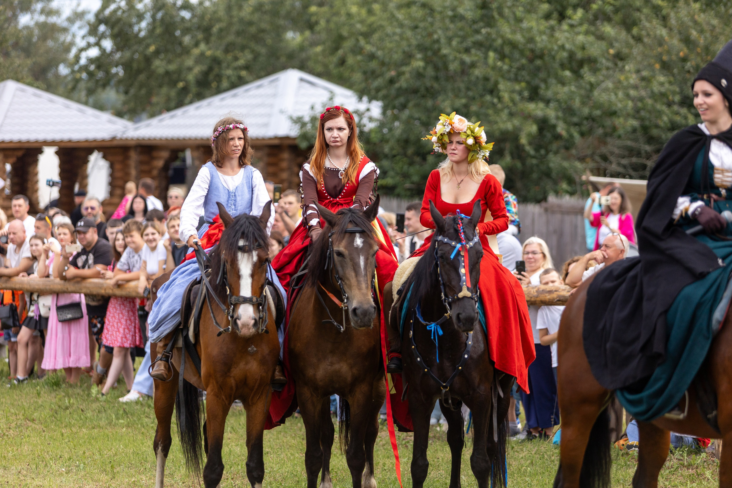 Рыцарский фест. Мстиславль. Профессиональный интерьерный и репортажный фотограф Минск и РБ. Максим Орлов