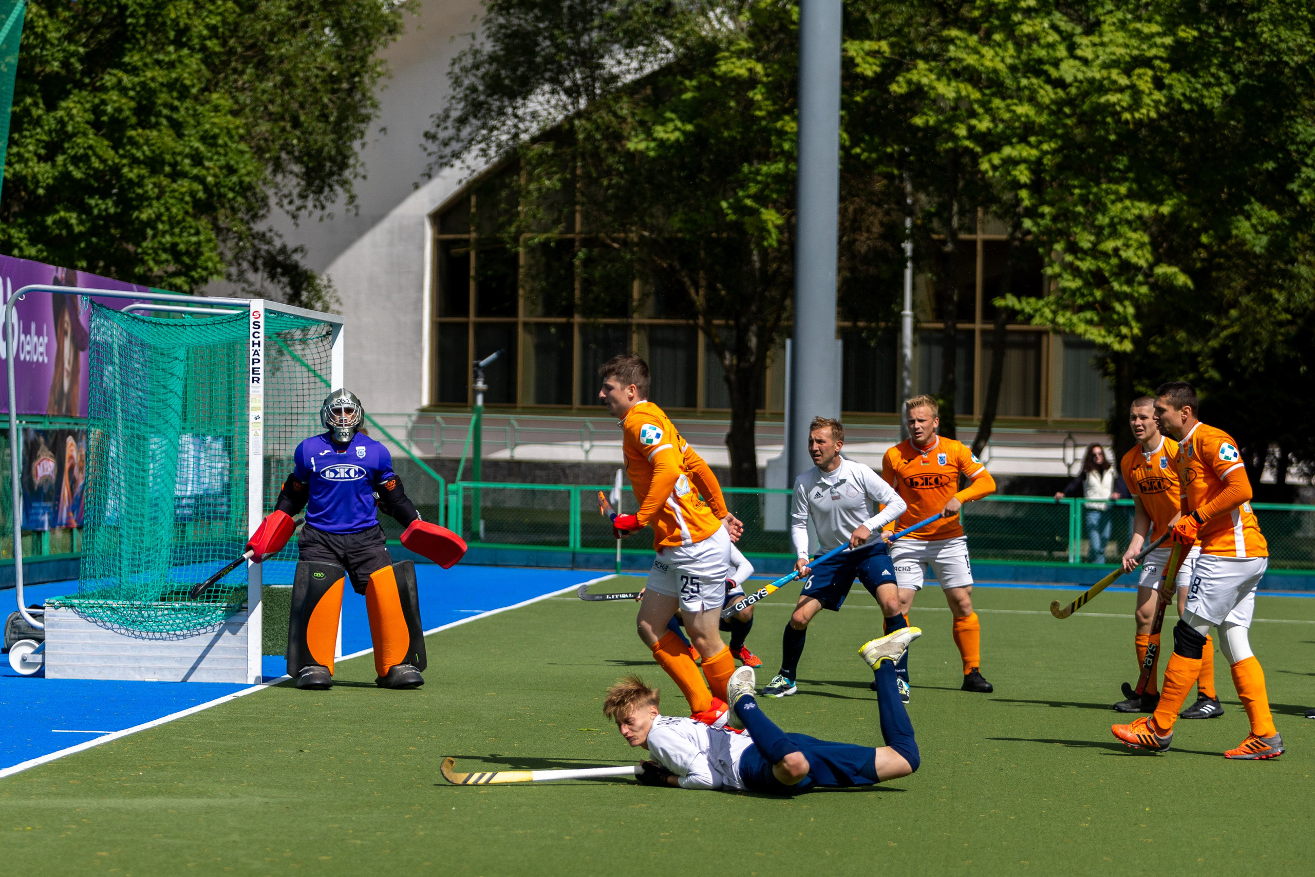 Хоккей на траве. ХК Минск — СК Строитель 11.05.2024. Профессиональный интерьерный и репортажный фотограф Минск и РБ. Максим Орлов