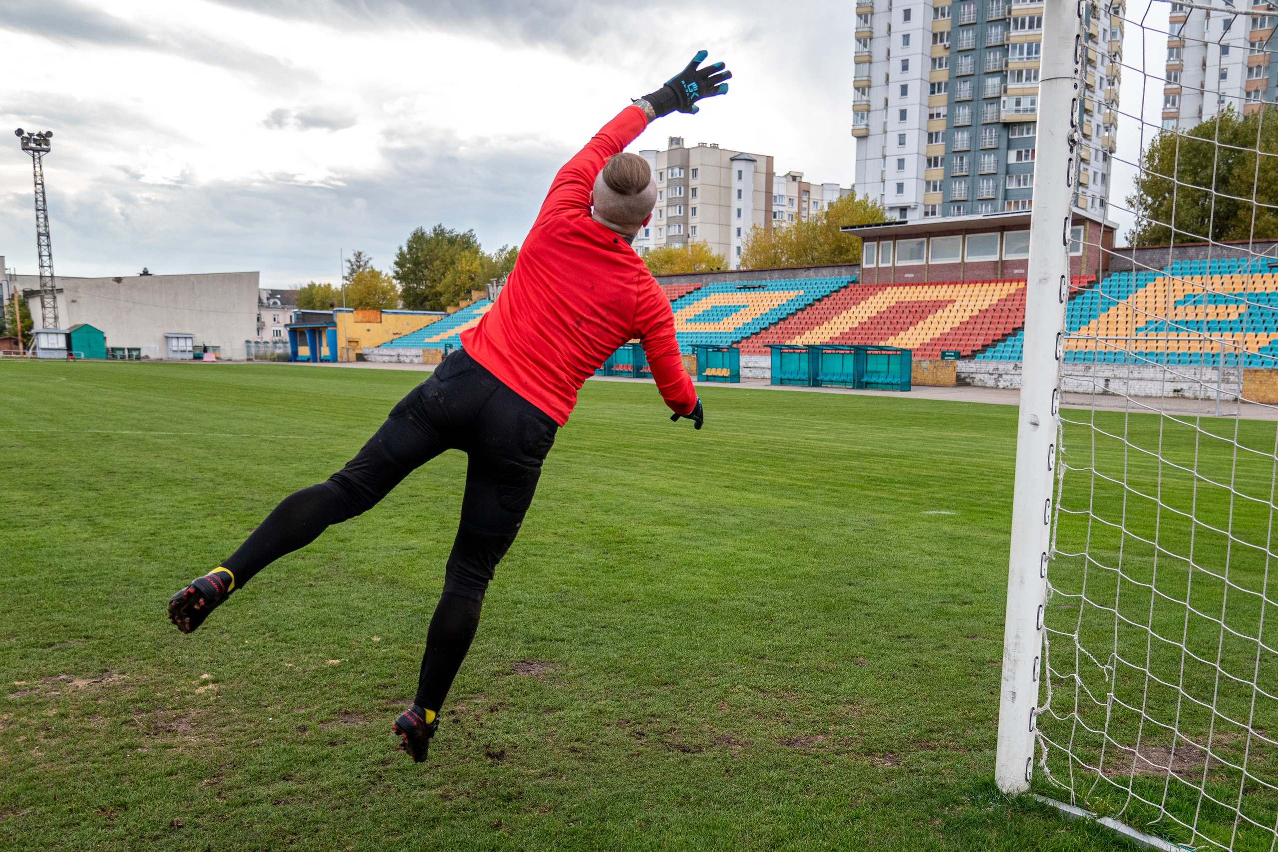 Фото для рекламы вратарских печаток. Профессиональный интерьерный и репортажный фотограф Минск и РБ. Максим Орлов
