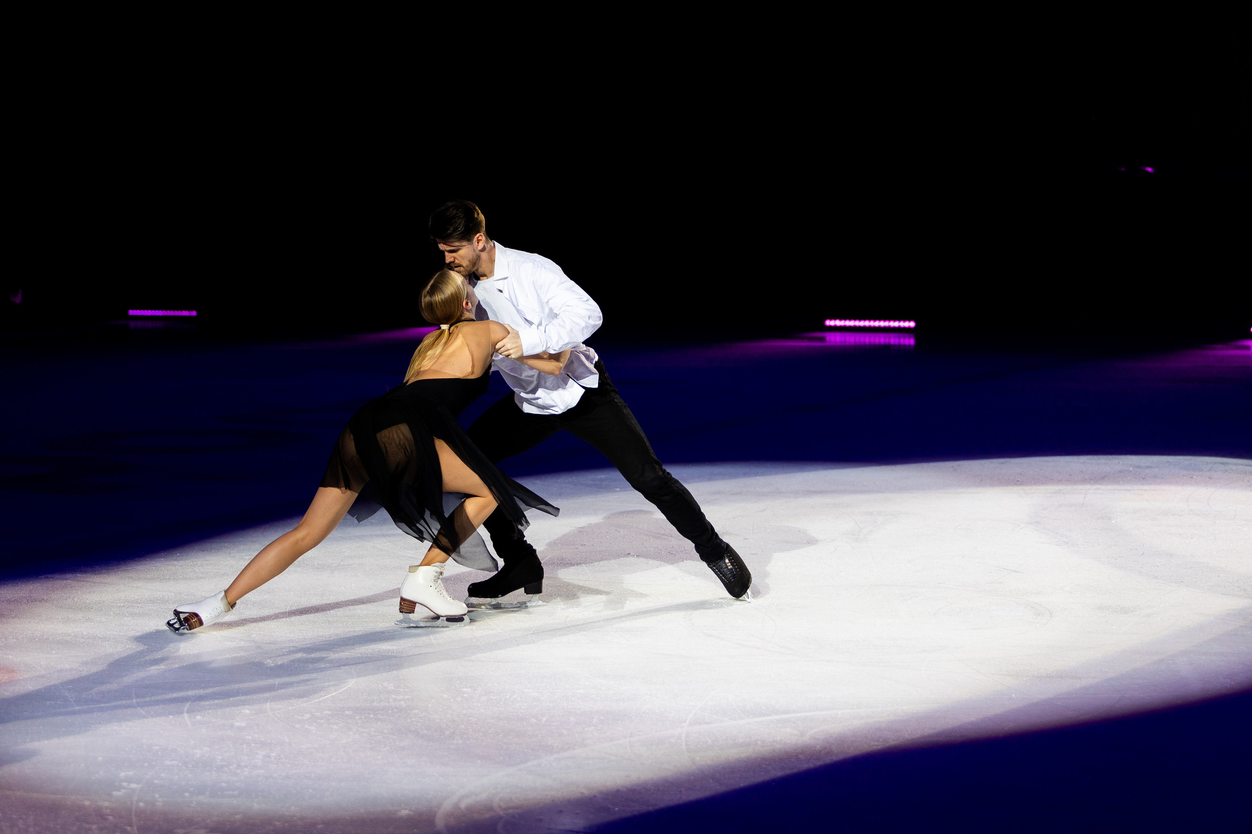 Ледовое шоу Ильи Авербуха 30.03.2024. Профессиональный интерьерный и репортажный фотограф Минск и РБ. Максим Орлов