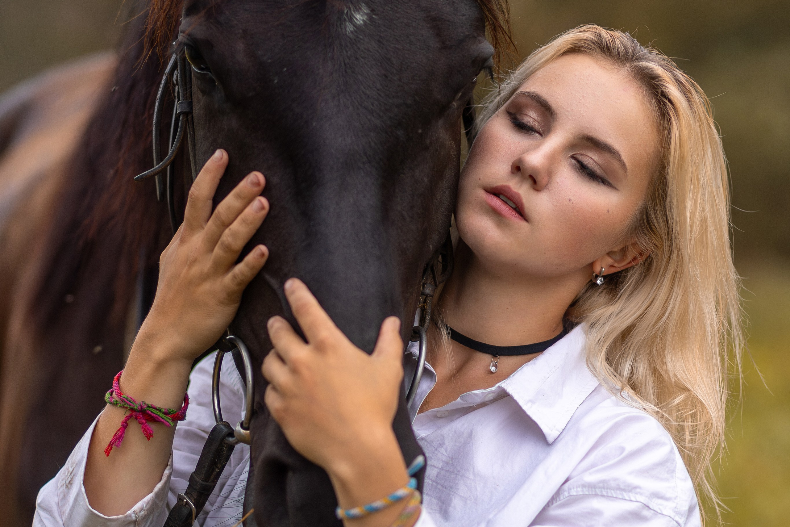 Аня с Касей. Профессиональный интерьерный и репортажный фотограф Минск и РБ. Максим Орлов