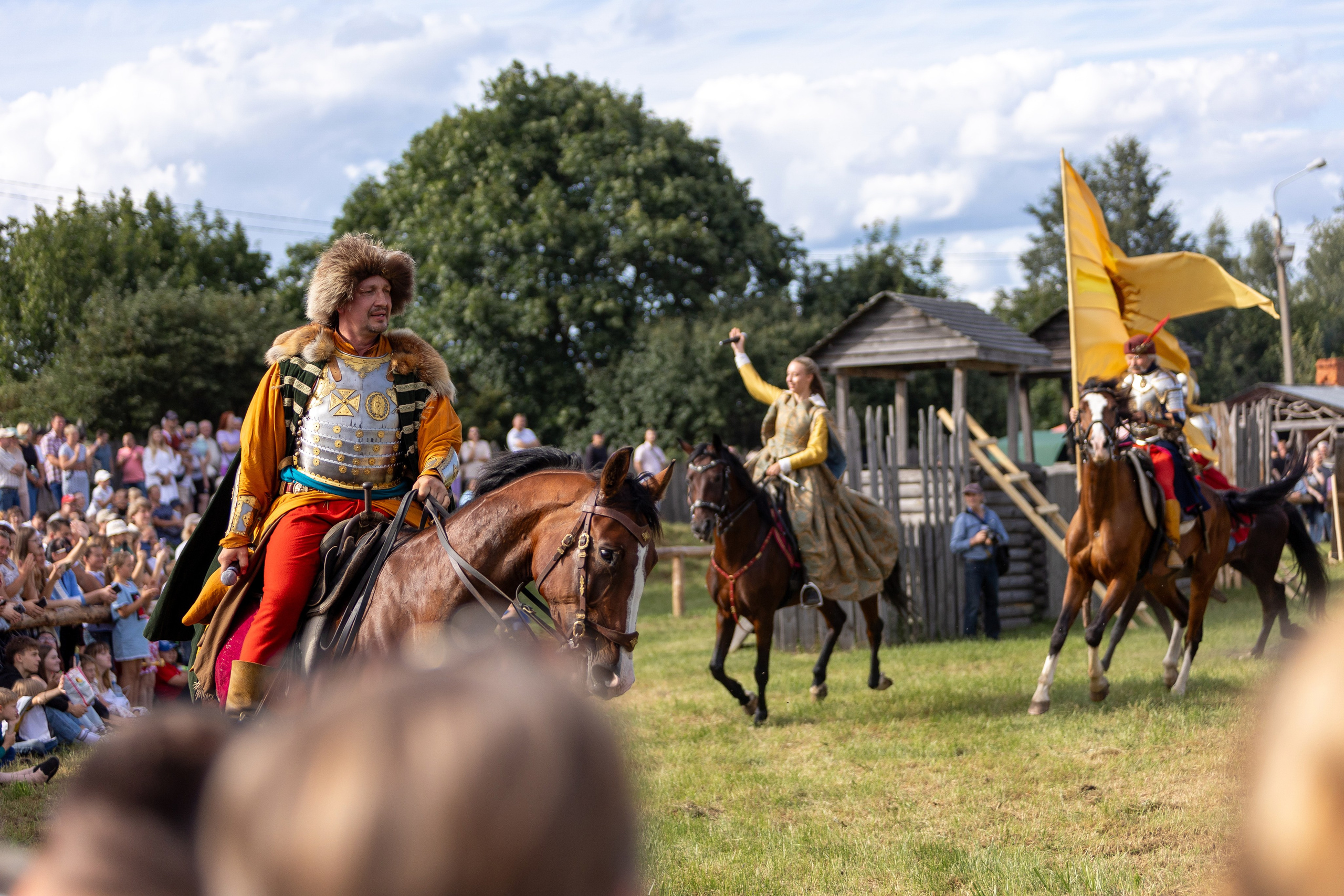 Рыцарский фест. Мстиславль. Профессиональный интерьерный и репортажный фотограф Минск и РБ. Максим Орлов