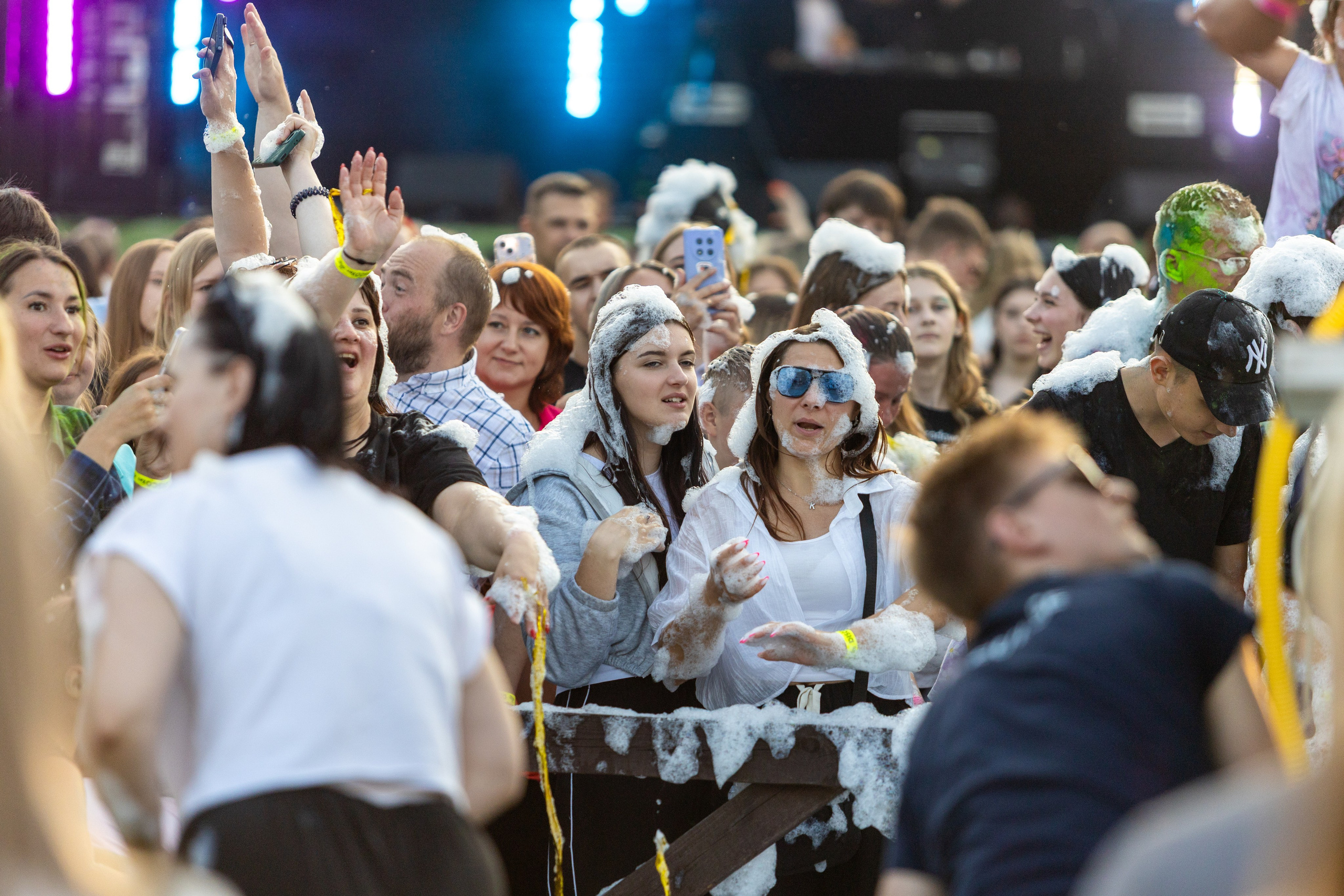 Дискохит. Профессиональный интерьерный и репортажный фотограф Минск и РБ. Максим Орлов