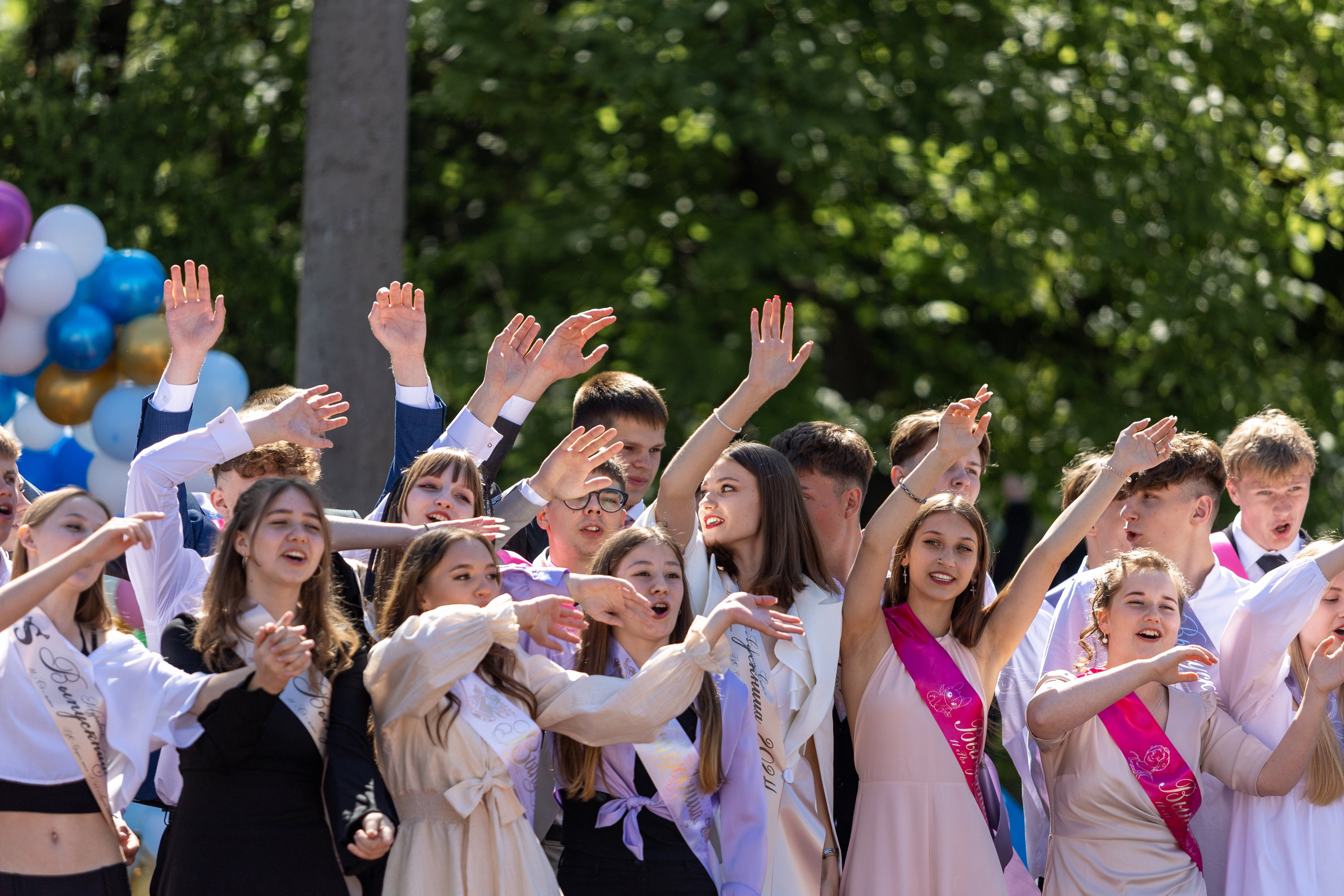 Школа 47. Последний звонок. Профессиональный интерьерный и репортажный фотограф Минск и РБ. Максим Орлов