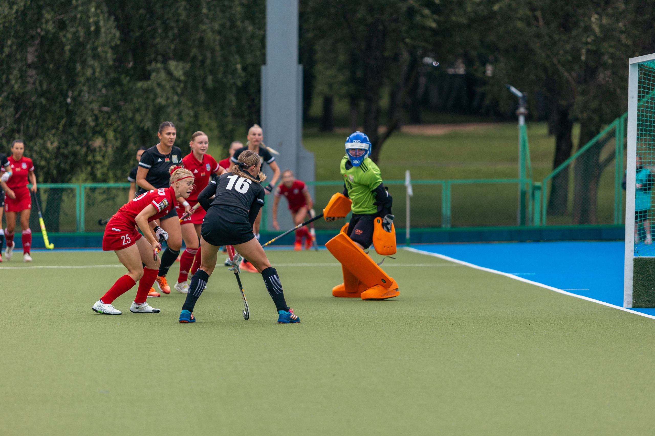 Хоккей на траве. Девушки. ХК Минск — ХК Виктория (Смолевичи) 10.06.2024. Профессиональный интерьерный и репортажный фотограф Минск и РБ. Максим Орлов