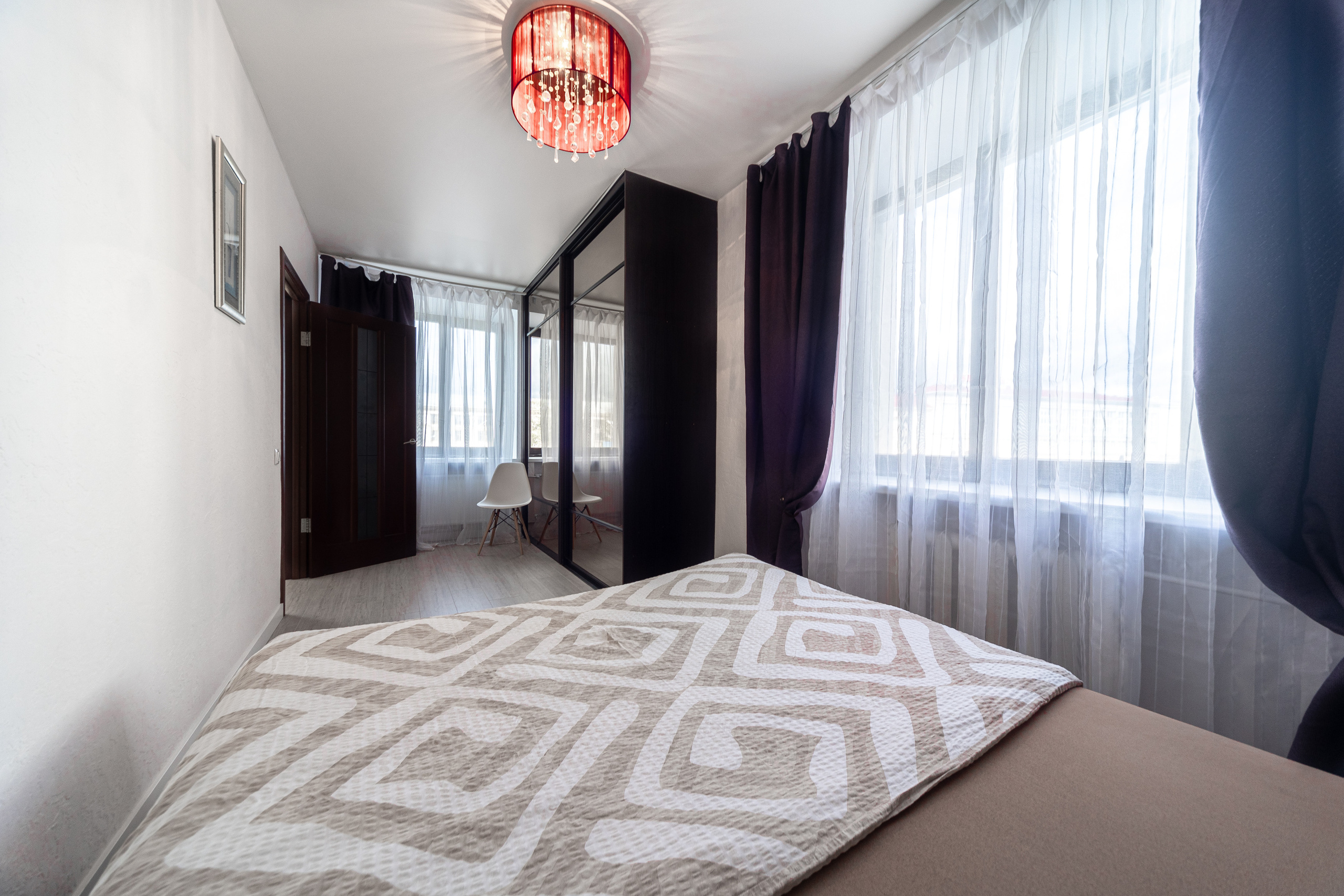 Пр. Независимости 52. Профессиональный интерьерный и репортажный фотограф Минск и РБ. Максим Орлов