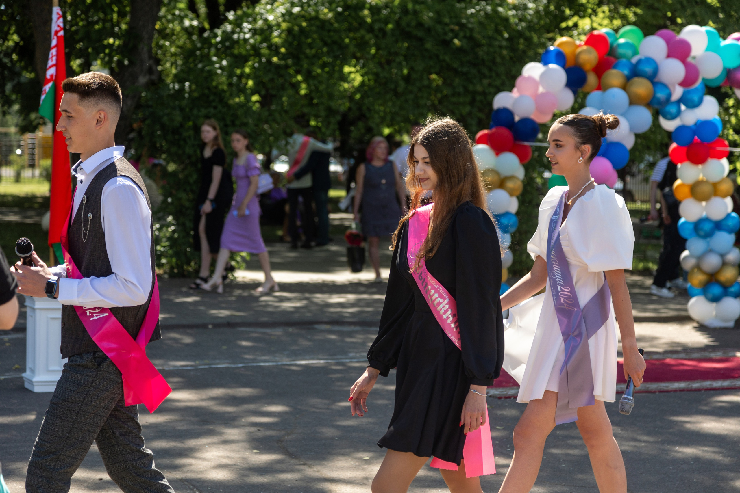 Школа 47. Последний звонок. Профессиональный интерьерный и репортажный фотограф Минск и РБ. Максим Орлов