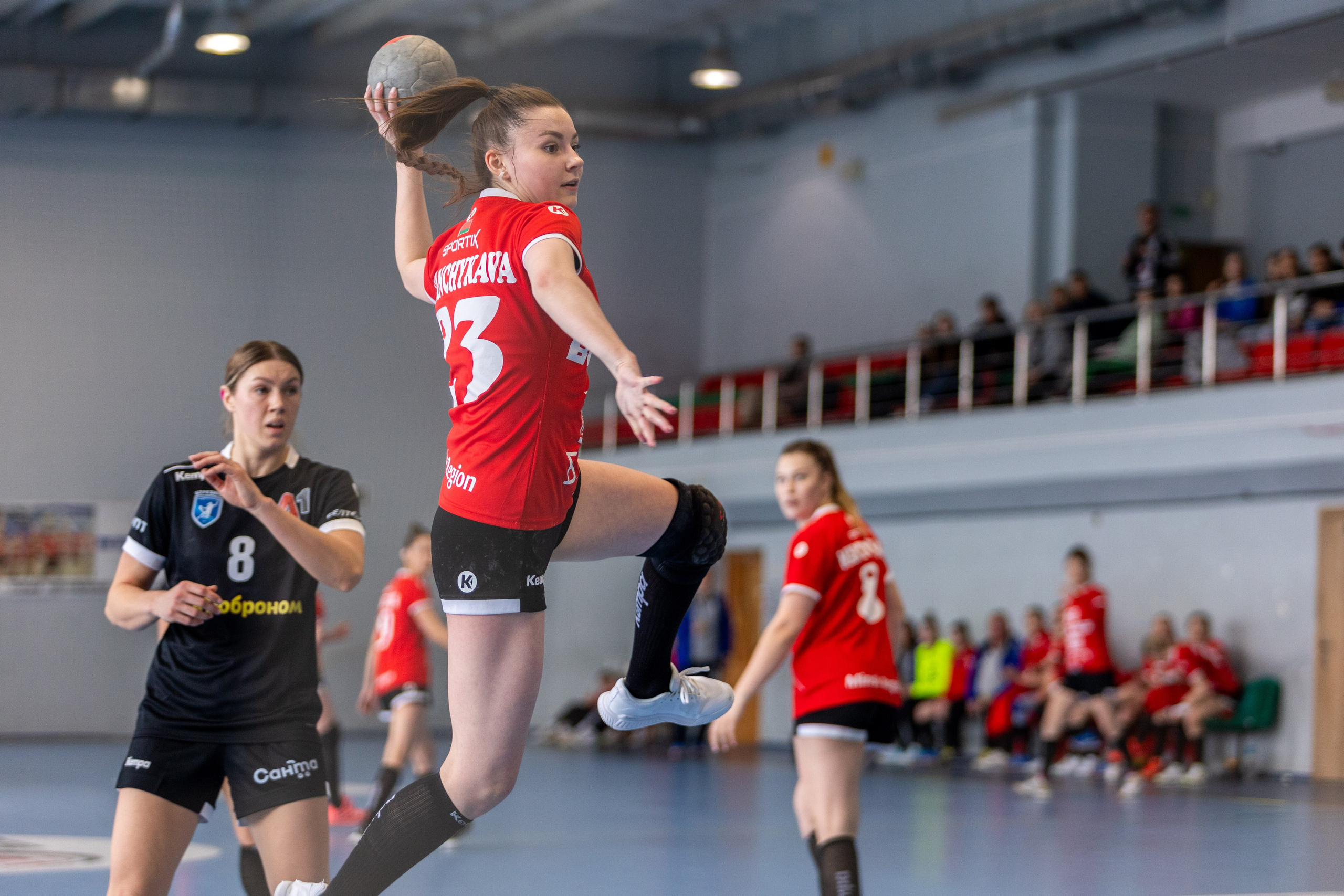 Гандбол. БНТУ — Березина. Профессиональный интерьерный и репортажный фотограф Минск и РБ. Максим Орлов