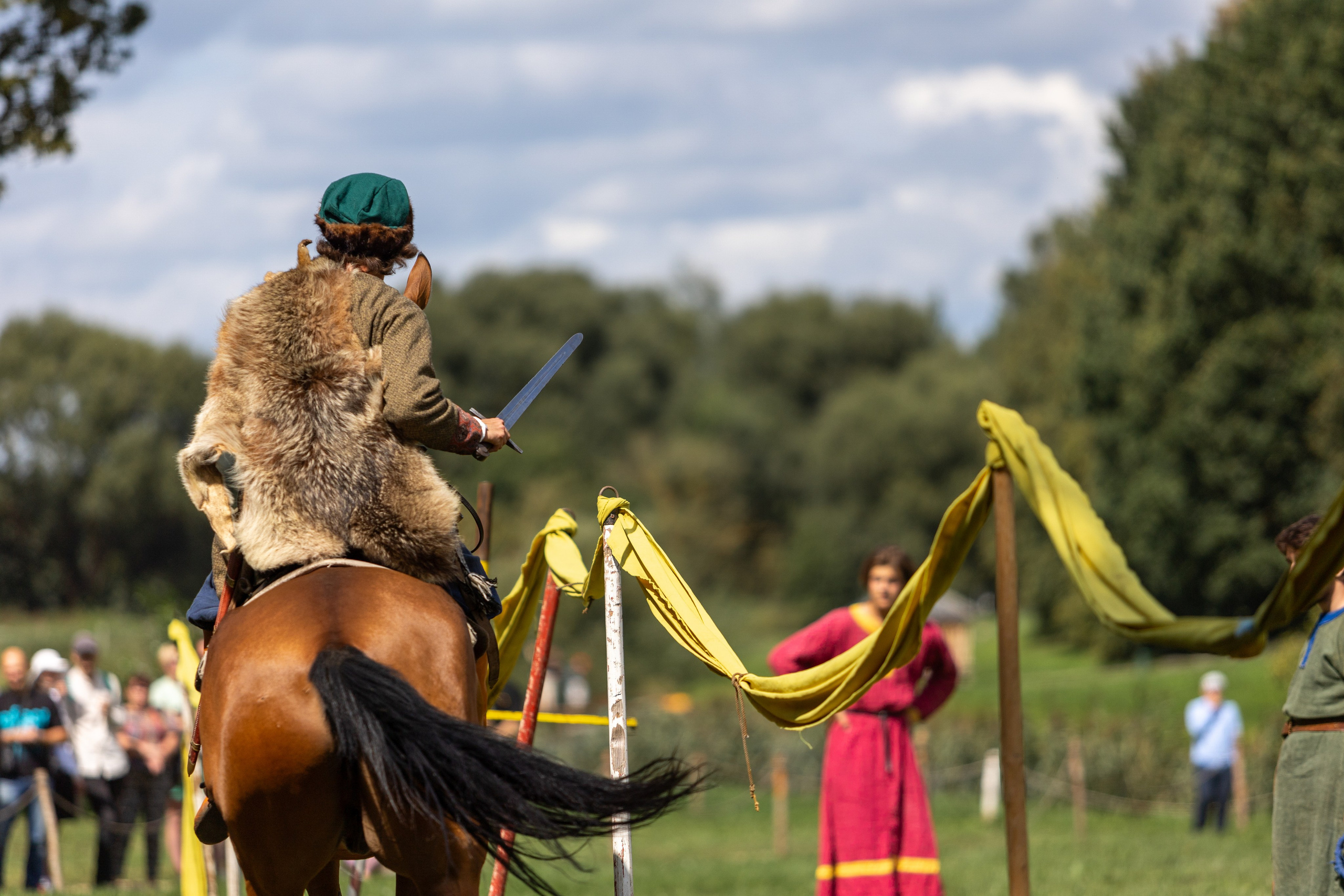 Ежегодный фестиваль средневековья в Дукоре. Профессиональный интерьерный и репортажный фотограф Минск и РБ. Максим Орлов
