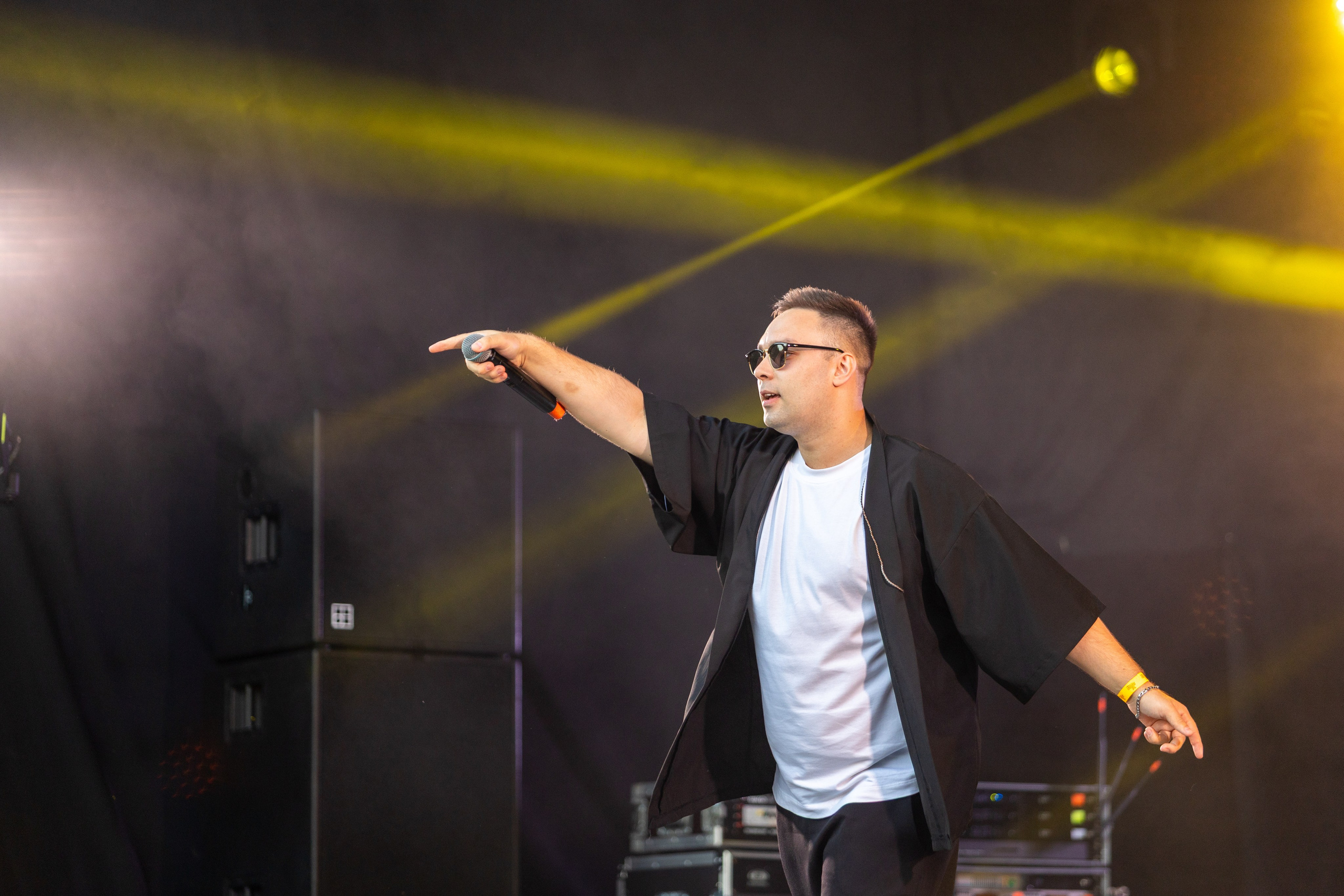 Дискохит. Профессиональный интерьерный и репортажный фотограф Минск и РБ. Максим Орлов