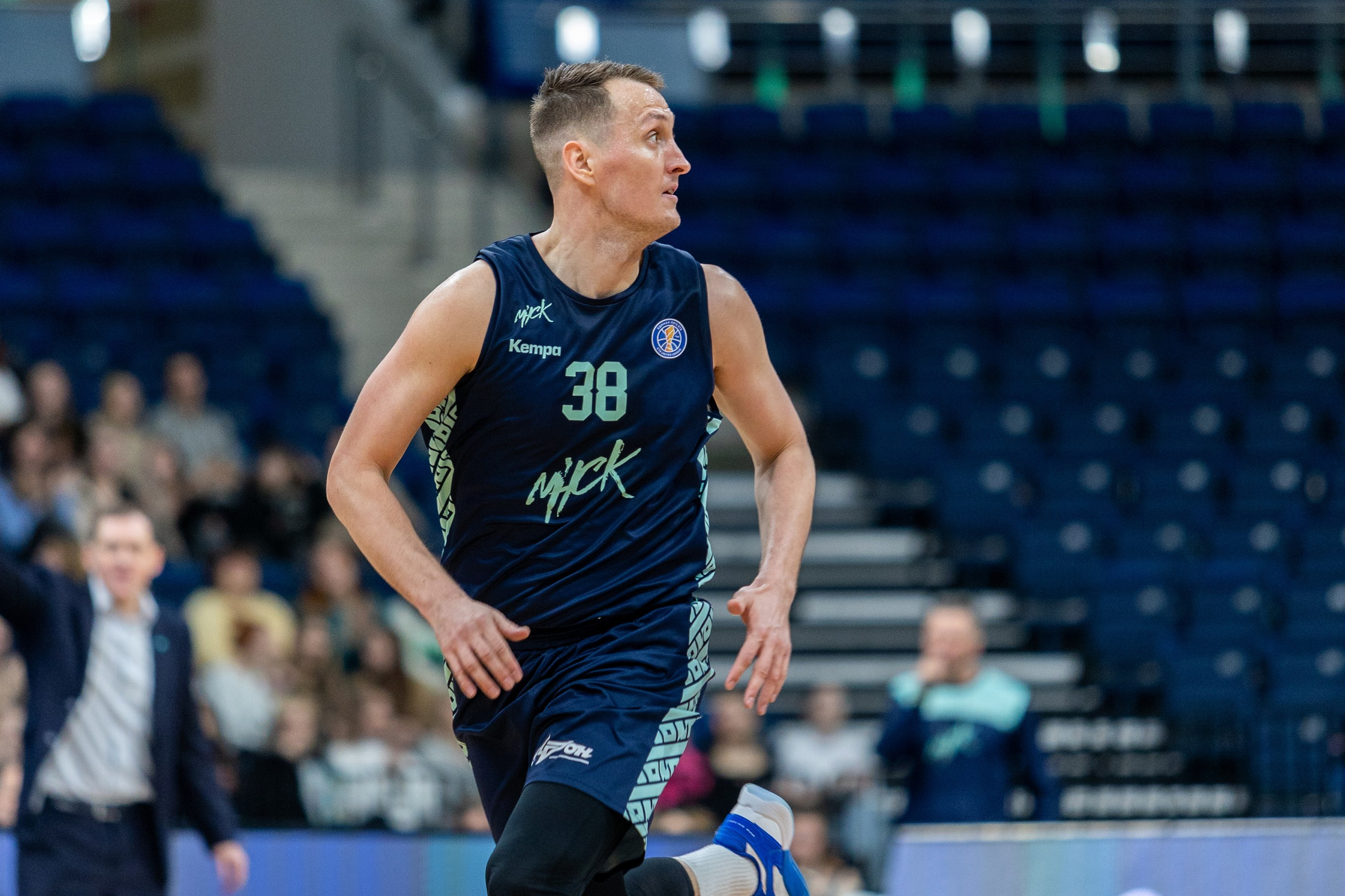 Баскетбол. Лучшие кадры. Минск — Уралмаш 13.02.2024. Профессиональный интерьерный и репортажный фотограф Минск и РБ. Максим Орлов