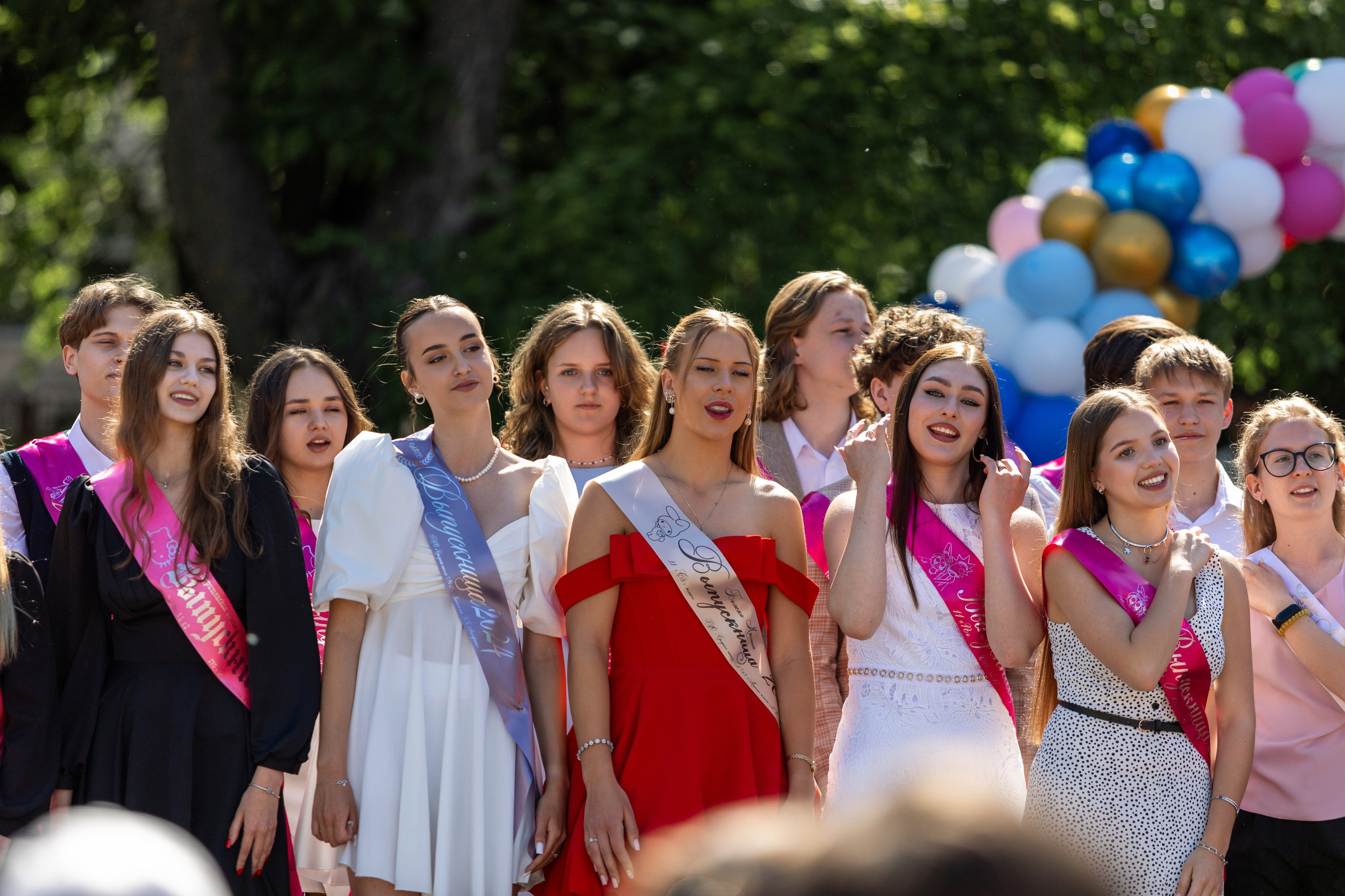 Школа 47. Последний звонок. Профессиональный интерьерный и репортажный фотограф Минск и РБ. Максим Орлов