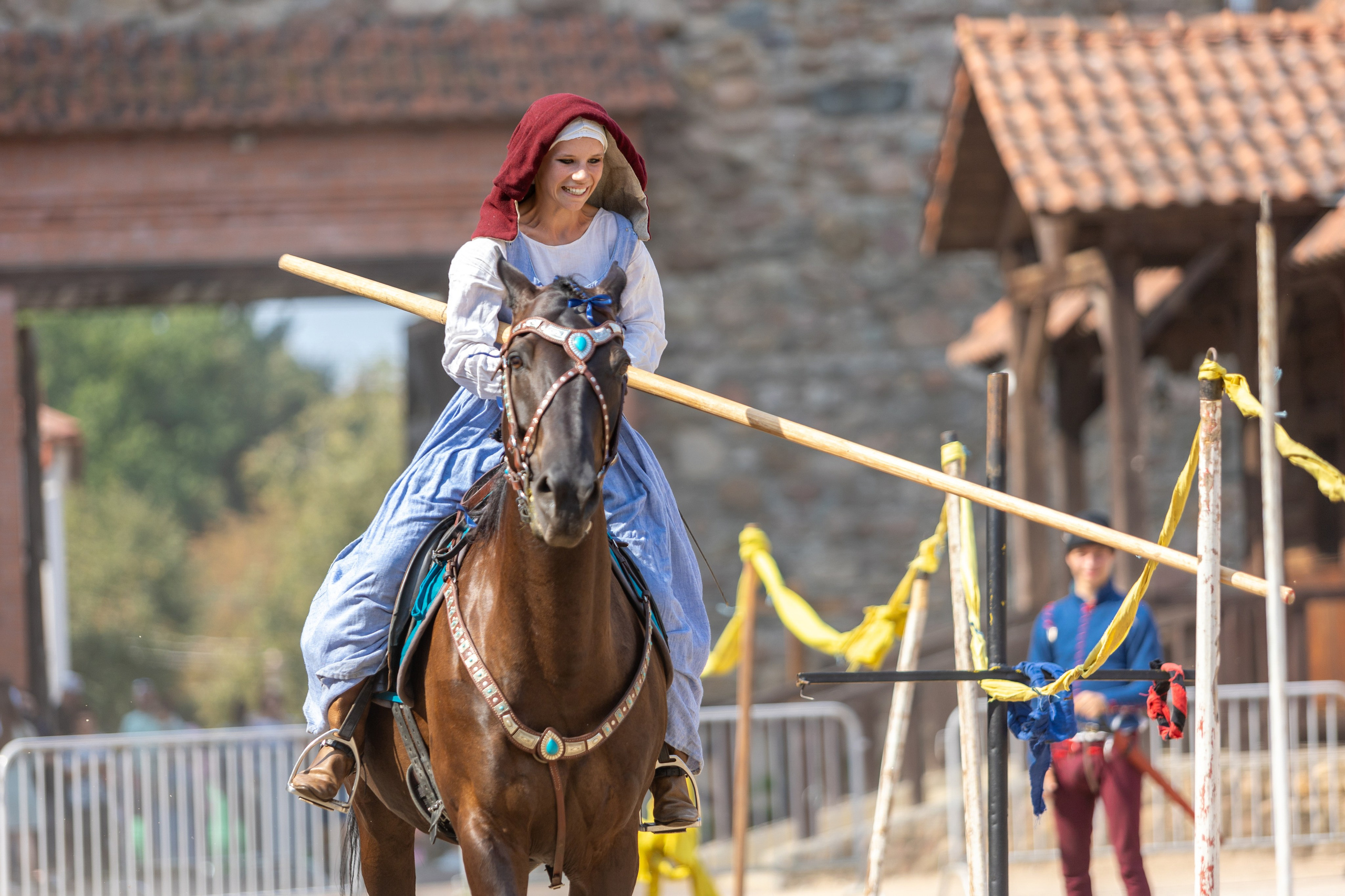 Выступление «Золотой шпоры» на празднике города Лиды. Профессиональный интерьерный и репортажный фотограф Минск и РБ. Максим Орлов