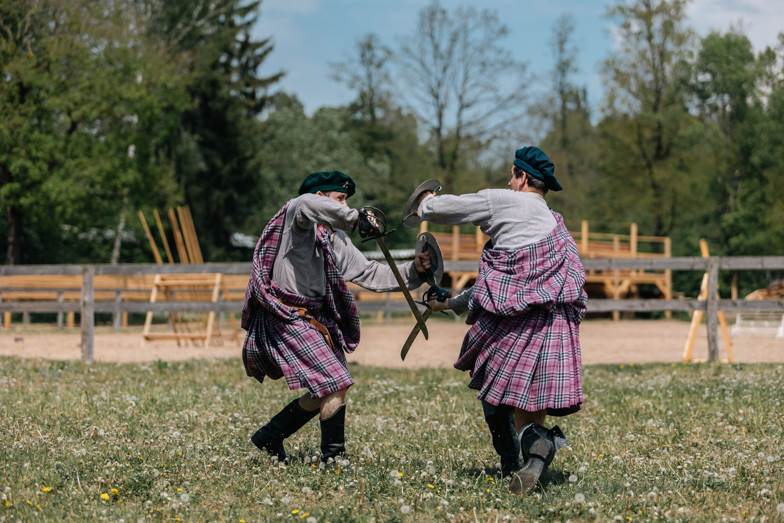 Золотая шпора. Маневры 17 века. Профессиональный интерьерный и репортажный фотограф Минск и РБ. Максим Орлов