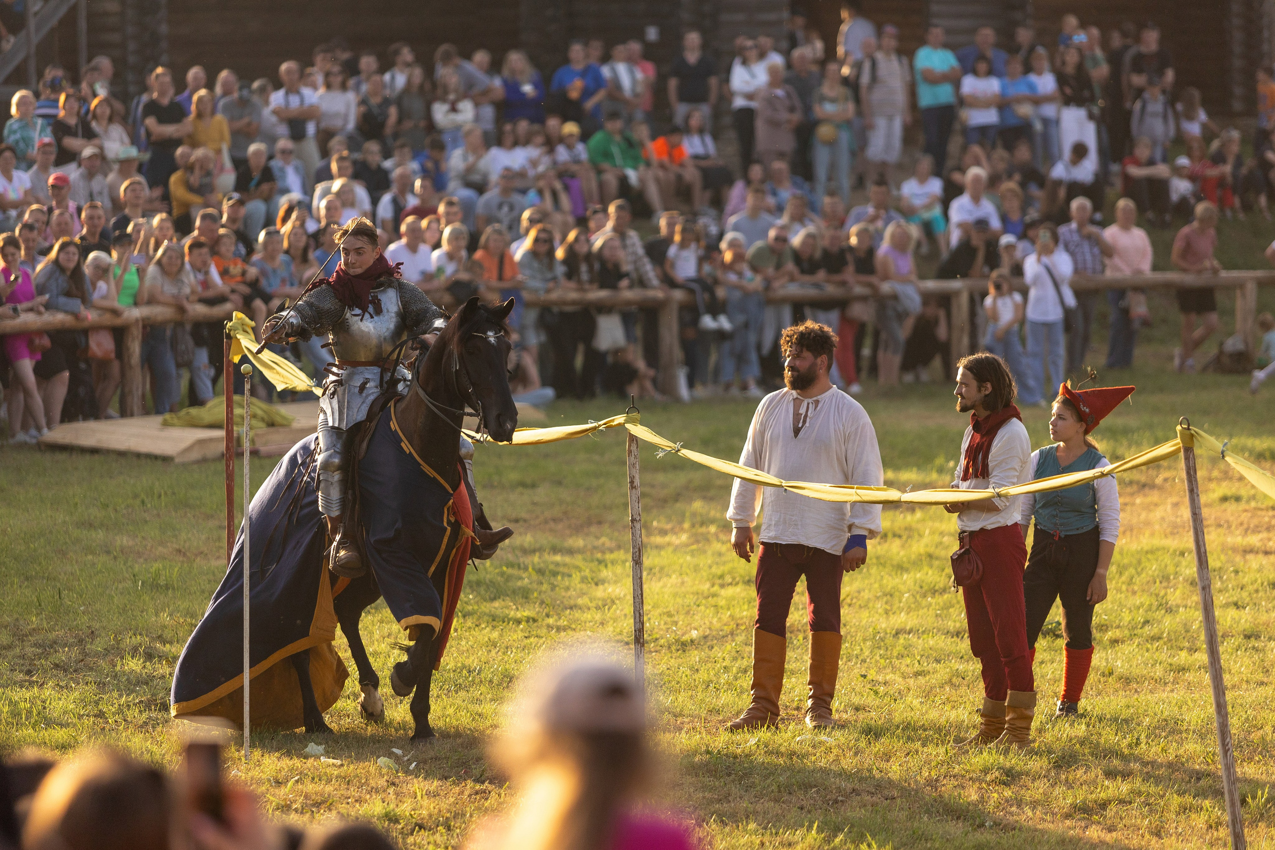 Рыцарский фест. Мстиславль. Профессиональный интерьерный и репортажный фотограф Минск и РБ. Максим Орлов