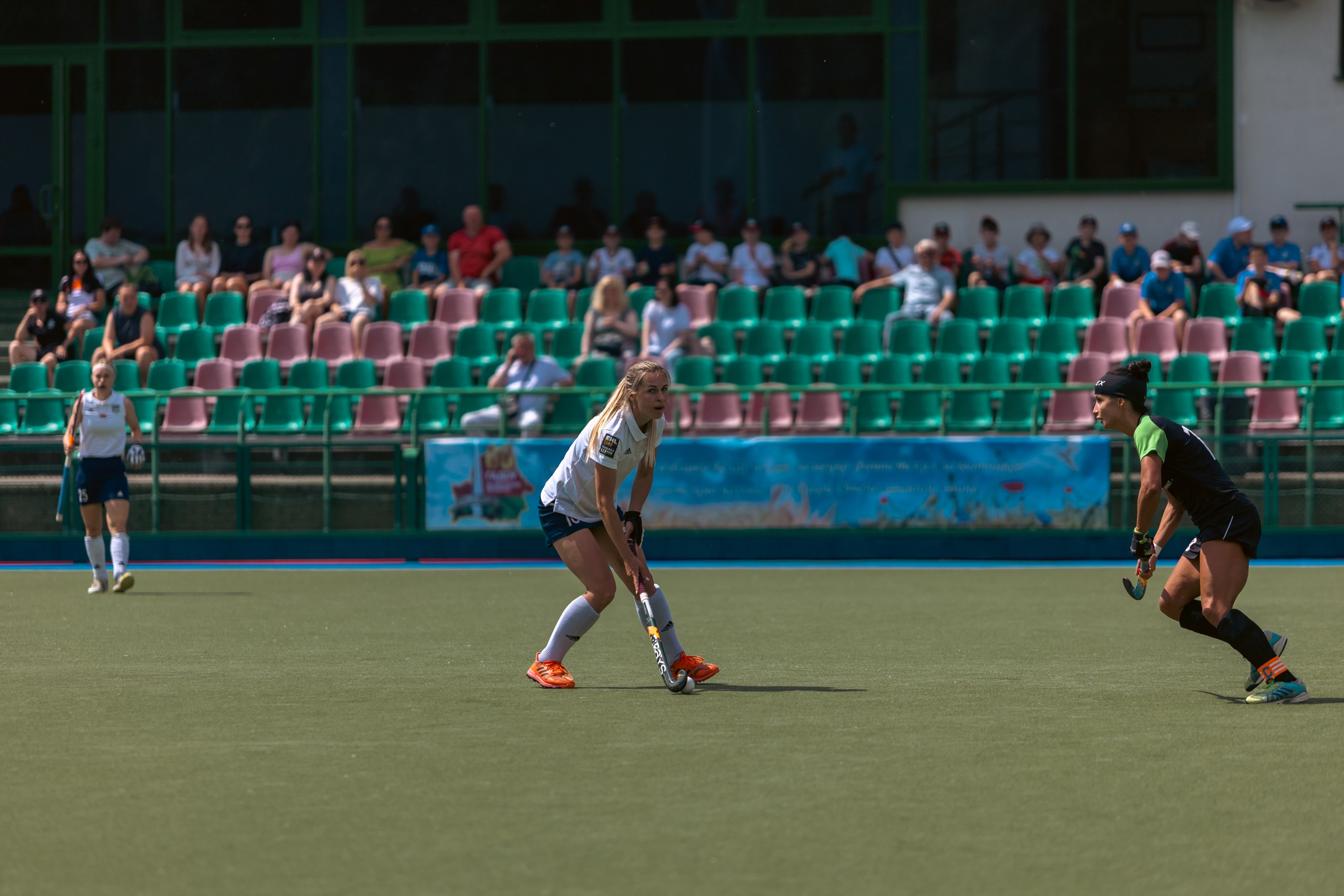 Хоккей на траве. Девушки. Минск — Текстильщик 29.052024. Профессиональный интерьерный и репортажный фотограф Минск и РБ. Максим Орлов