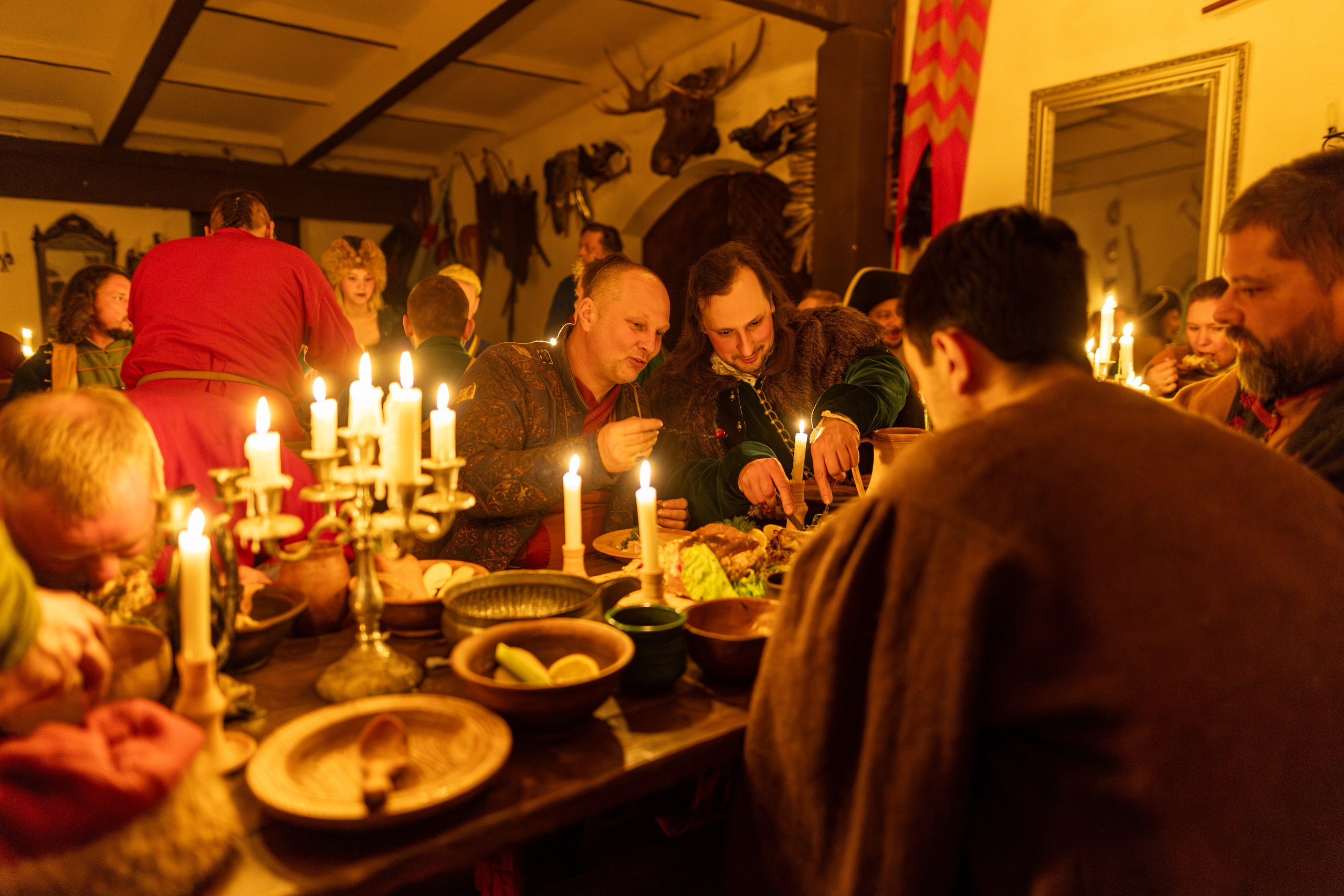 Золотая шпора. Огнем и мечем. День второй. Вылазка в лес. Штурм фортеции. Княжеский пир. Профессиональный интерьерный и репортажный фотограф Минск и РБ. Максим Орлов