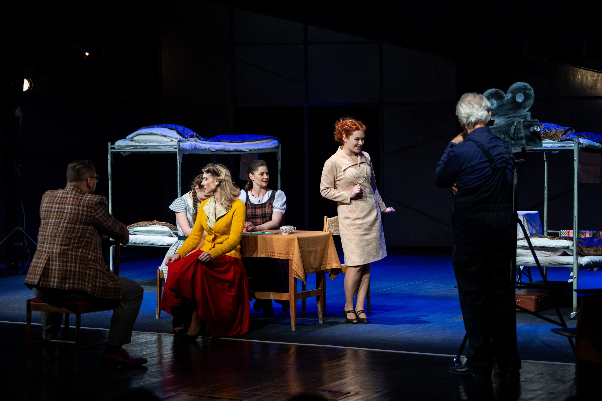 Новый театр «Фабричная девчонка». Профессиональный интерьерный и репортажный фотограф Минск и РБ. Максим Орлов