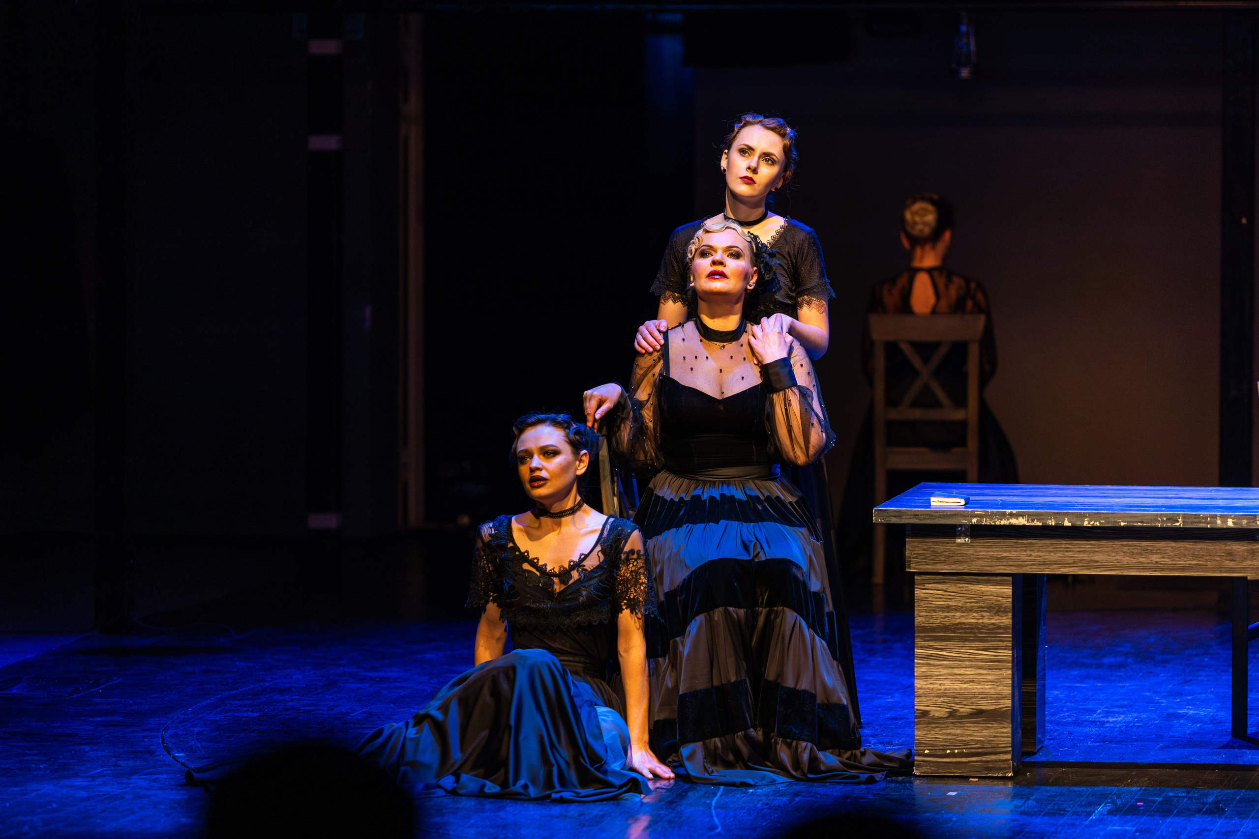 Новый театр «Дом Бернарды Альбы». Профессиональный интерьерный и репортажный фотограф Минск и РБ. Максим Орлов