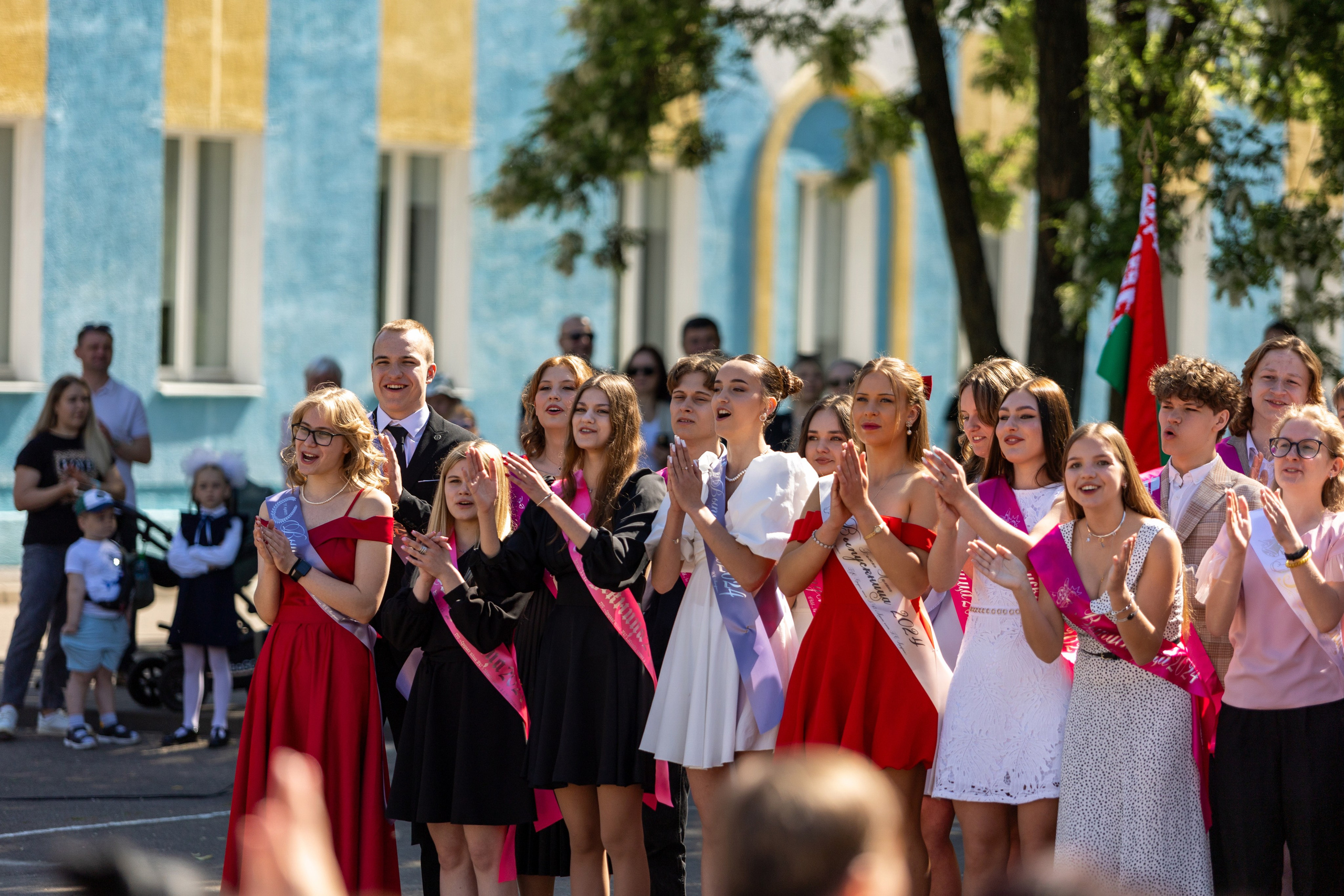 Школа 47. Последний звонок. Профессиональный интерьерный и репортажный фотограф Минск и РБ. Максим Орлов