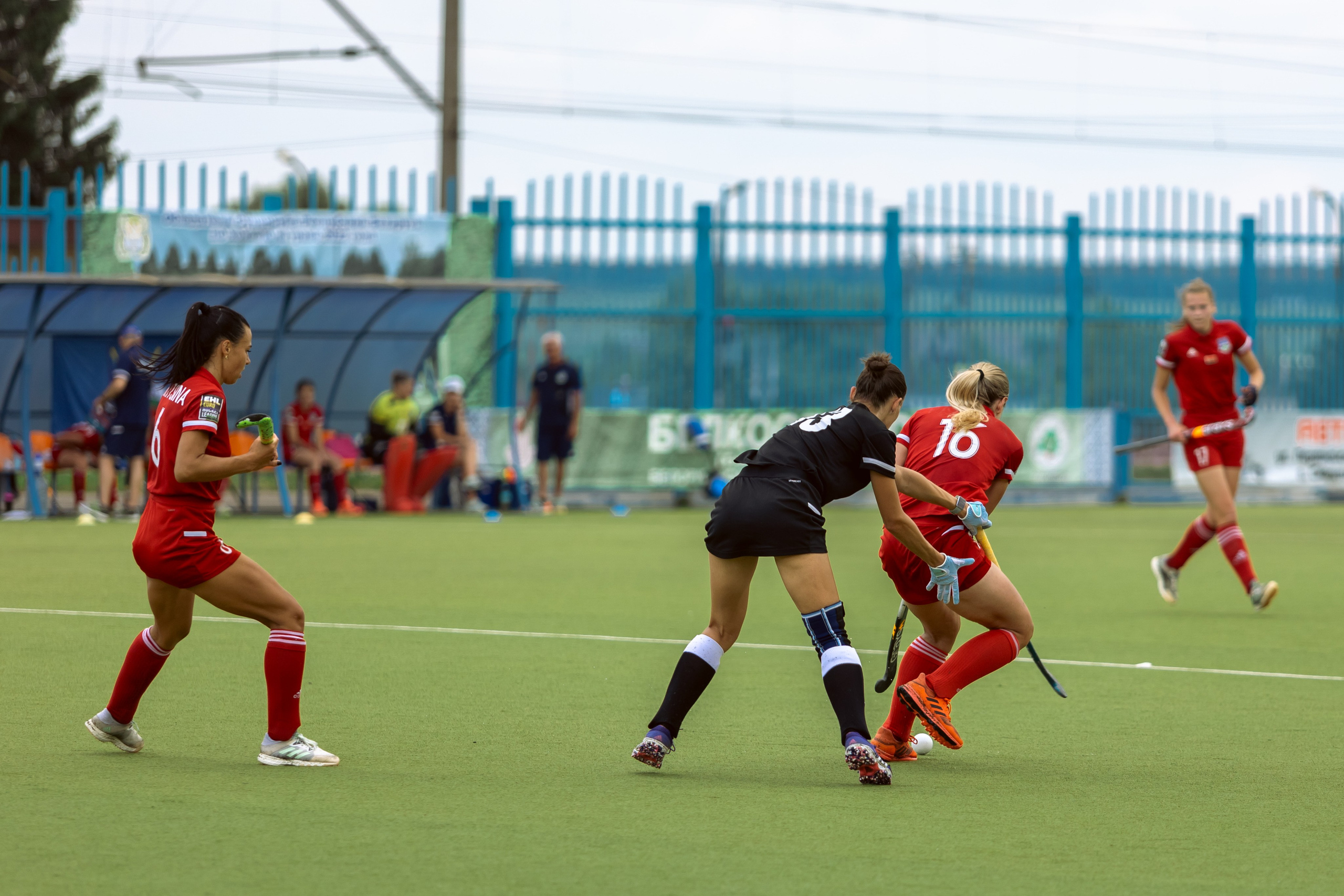 Хоккей на траве. Девушки. Минск — Виктория. 16.06.2024. Профессиональный интерьерный и репортажный фотограф Минск и РБ. Максим Орлов