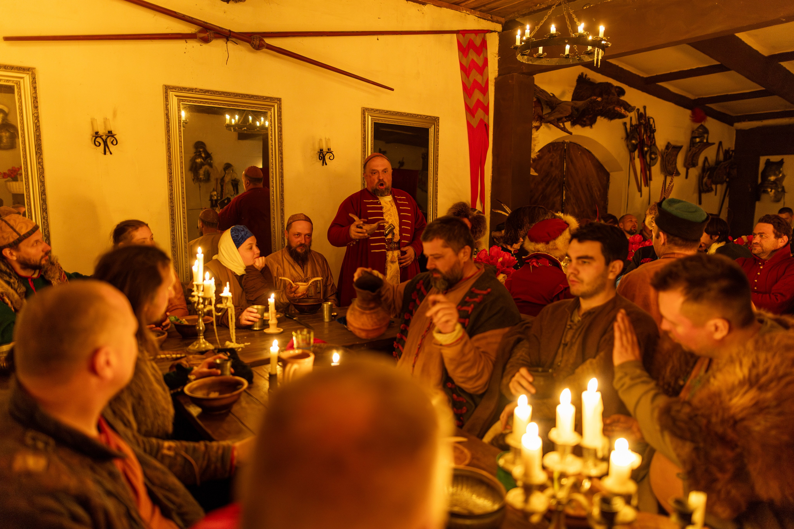 Золотая шпора. Огнем и мечем. День второй. Вылазка в лес. Штурм фортеции. Княжеский пир. Профессиональный интерьерный и репортажный фотограф Минск и РБ. Максим Орлов