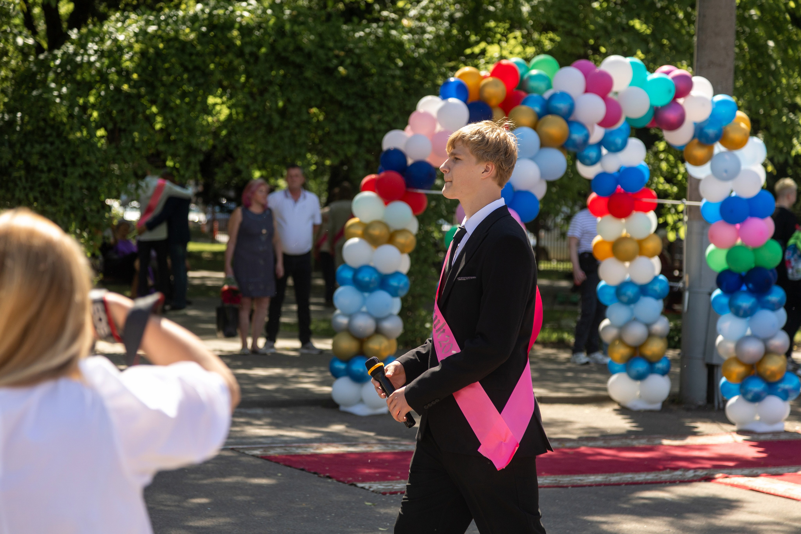 Школа 47. Последний звонок. Профессиональный интерьерный и репортажный фотограф Минск и РБ. Максим Орлов