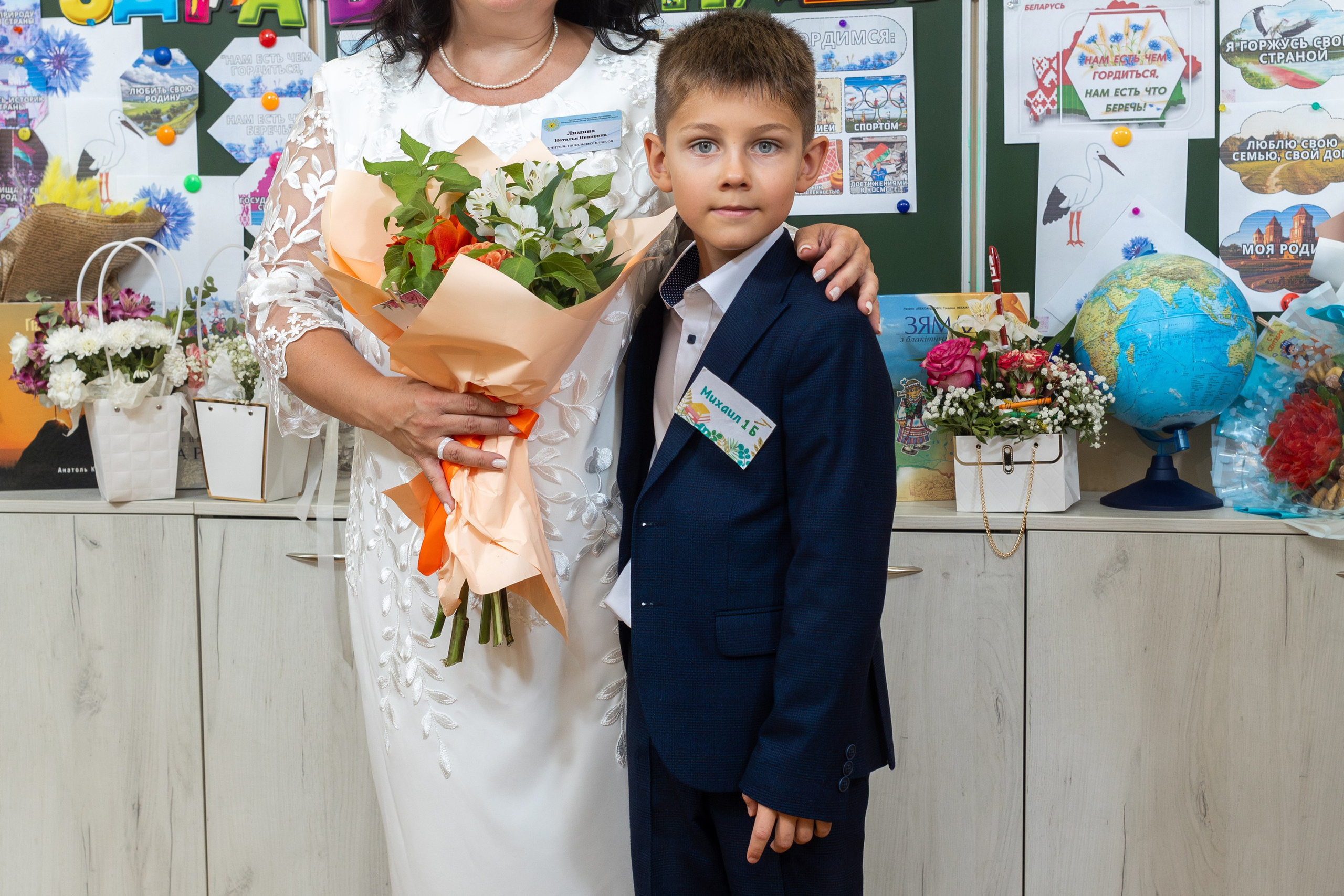 Линейка 1-го сентября. Профессиональный интерьерный и репортажный фотограф Минск и РБ. Максим Орлов