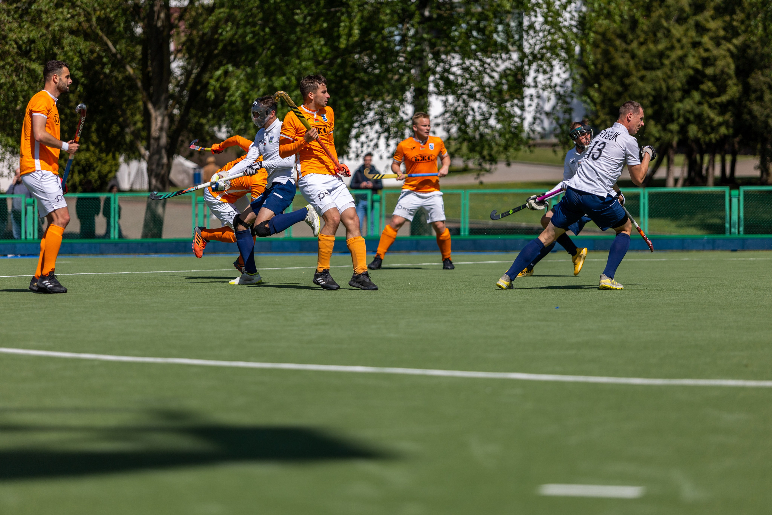 Хоккей на траве. ХК Минск — СК Строитель 12.05.2024. Профессиональный интерьерный и репортажный фотограф Минск и РБ. Максим Орлов