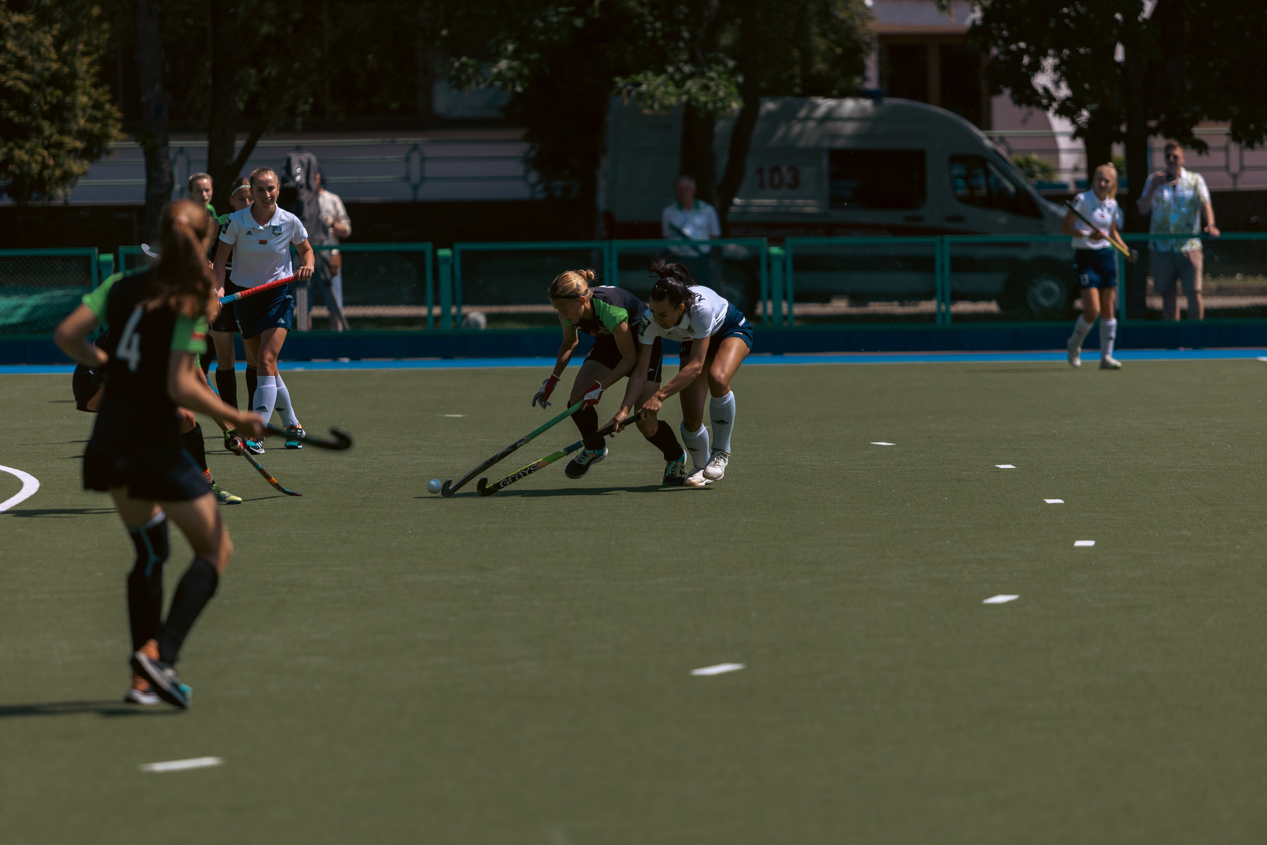 Хоккей на траве. Девушки. Минск — Текстильщик 29.052024. Профессиональный интерьерный и репортажный фотограф Минск и РБ. Максим Орлов