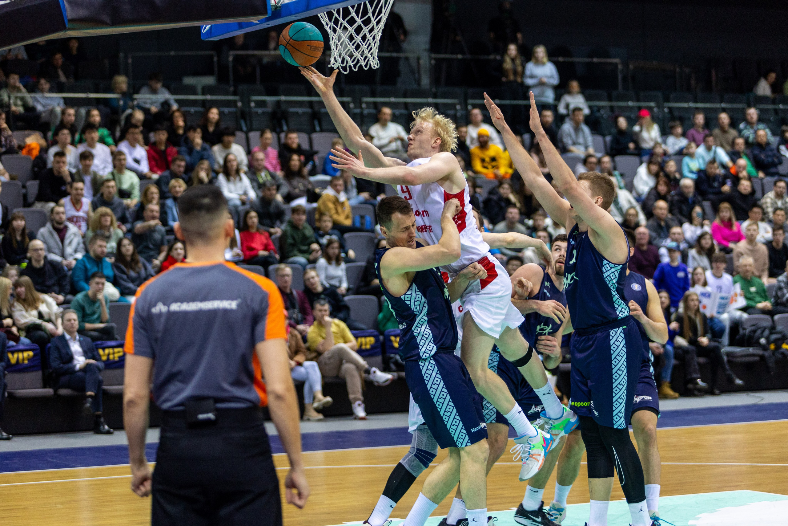 Баскетбол. Минск — MBA. 09.03.2024. Профессиональный интерьерный и репортажный фотограф Минск и РБ. Максим Орлов