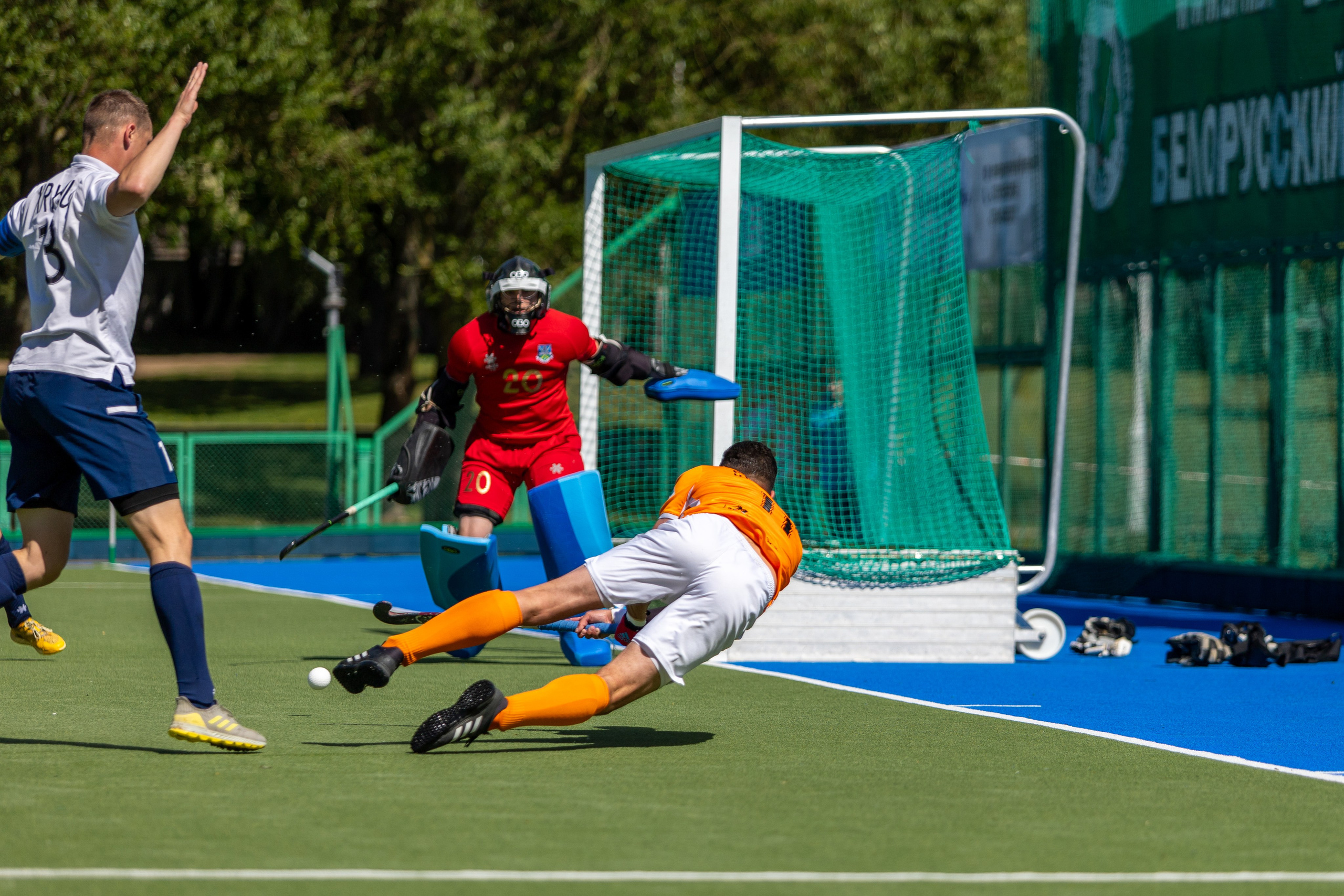Хоккей на траве. ХК Минск — СК Строитель 12.05.2024. Профессиональный интерьерный и репортажный фотограф Минск и РБ. Максим Орлов