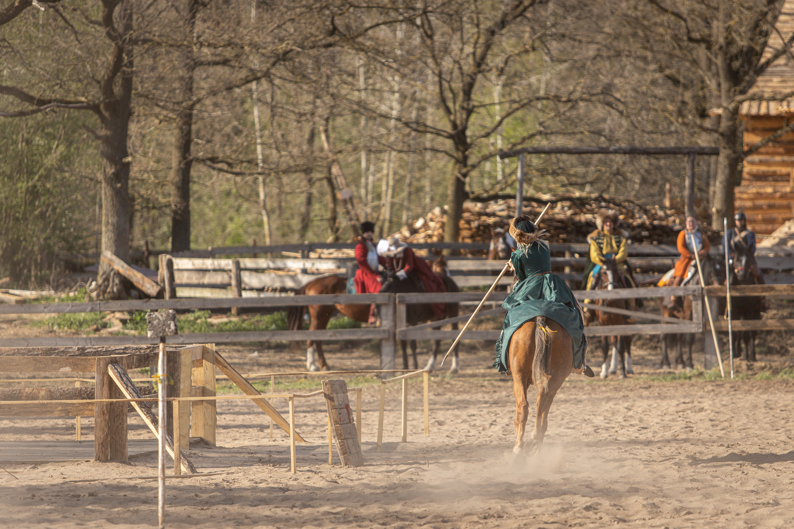 Золотая Шпора. Огнем и Мечем. День первый. Рыцарский турнир. Профессиональный интерьерный и репортажный фотограф Минск и РБ. Максим Орлов