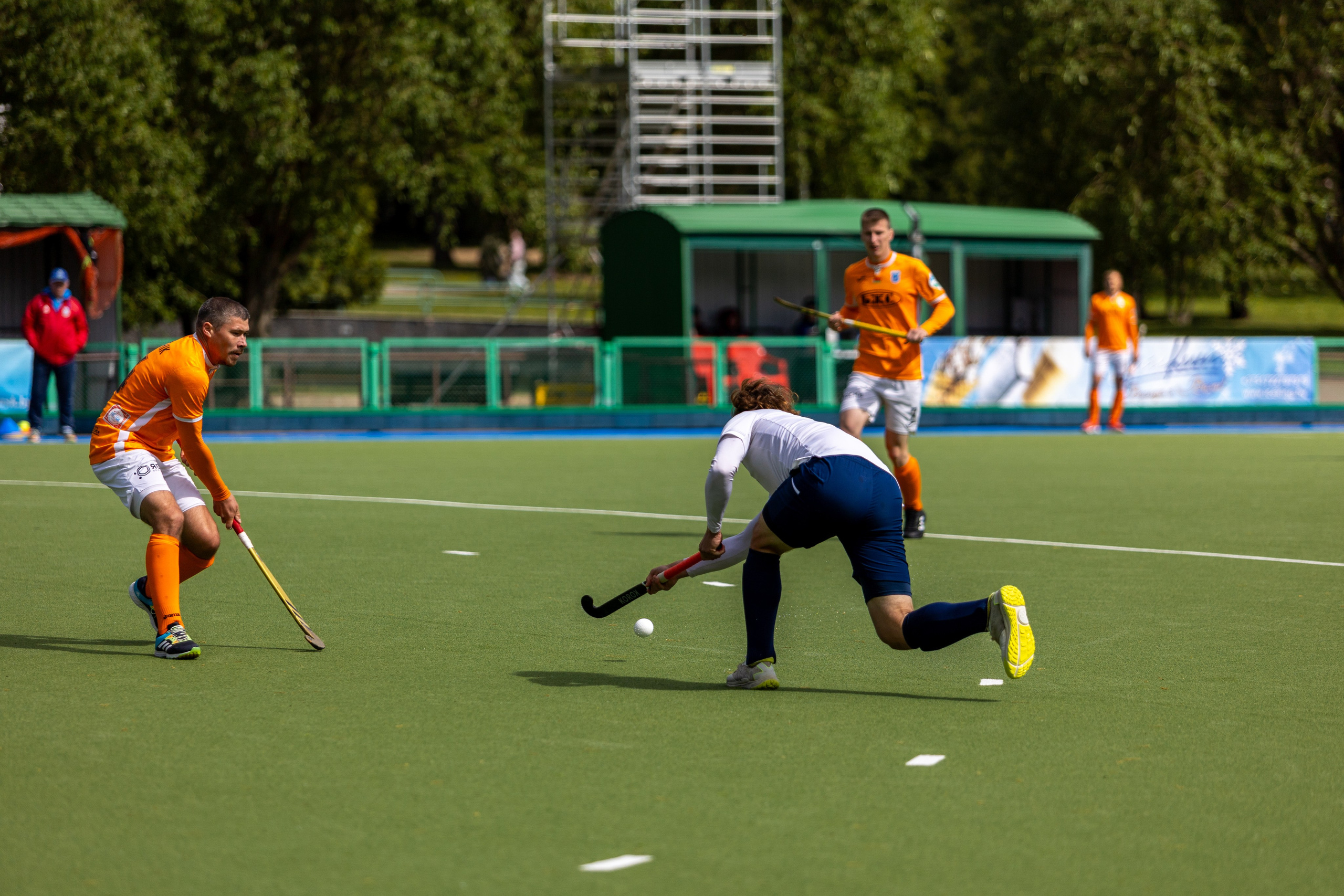 Хоккей на траве. ХК Минск — СК Строитель 11.05.2024. Профессиональный интерьерный и репортажный фотограф Минск и РБ. Максим Орлов