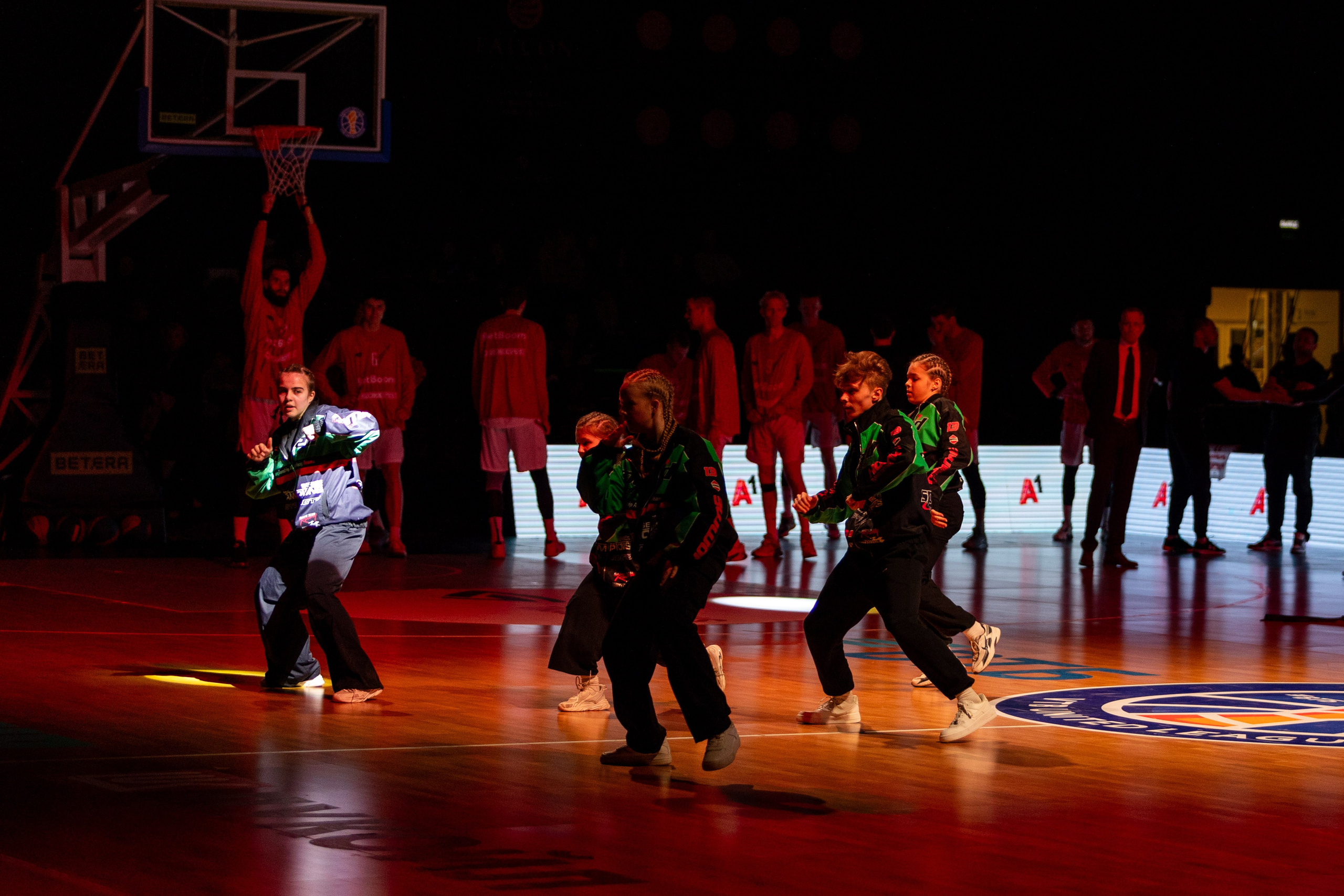 Баскетбол. Минск — MBA. 09.03.2024. Профессиональный интерьерный и репортажный фотограф Минск и РБ. Максим Орлов