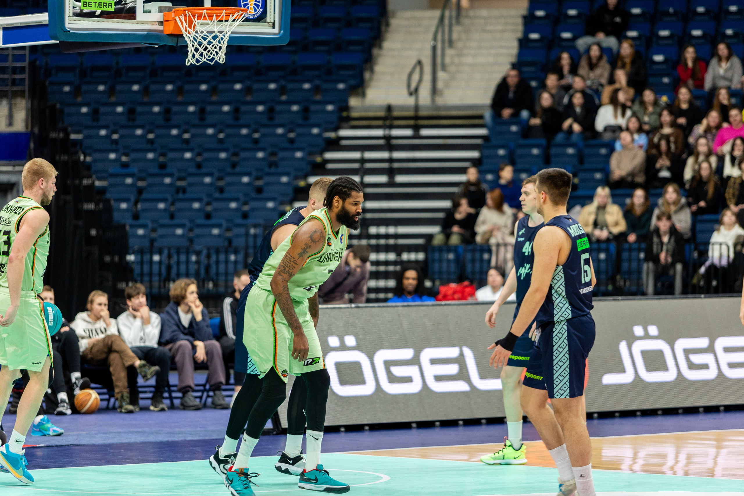 Баскетбол. Лучшие кадры. Минск — Уралмаш 13.02.2024. Профессиональный интерьерный и репортажный фотограф Минск и РБ. Максим Орлов