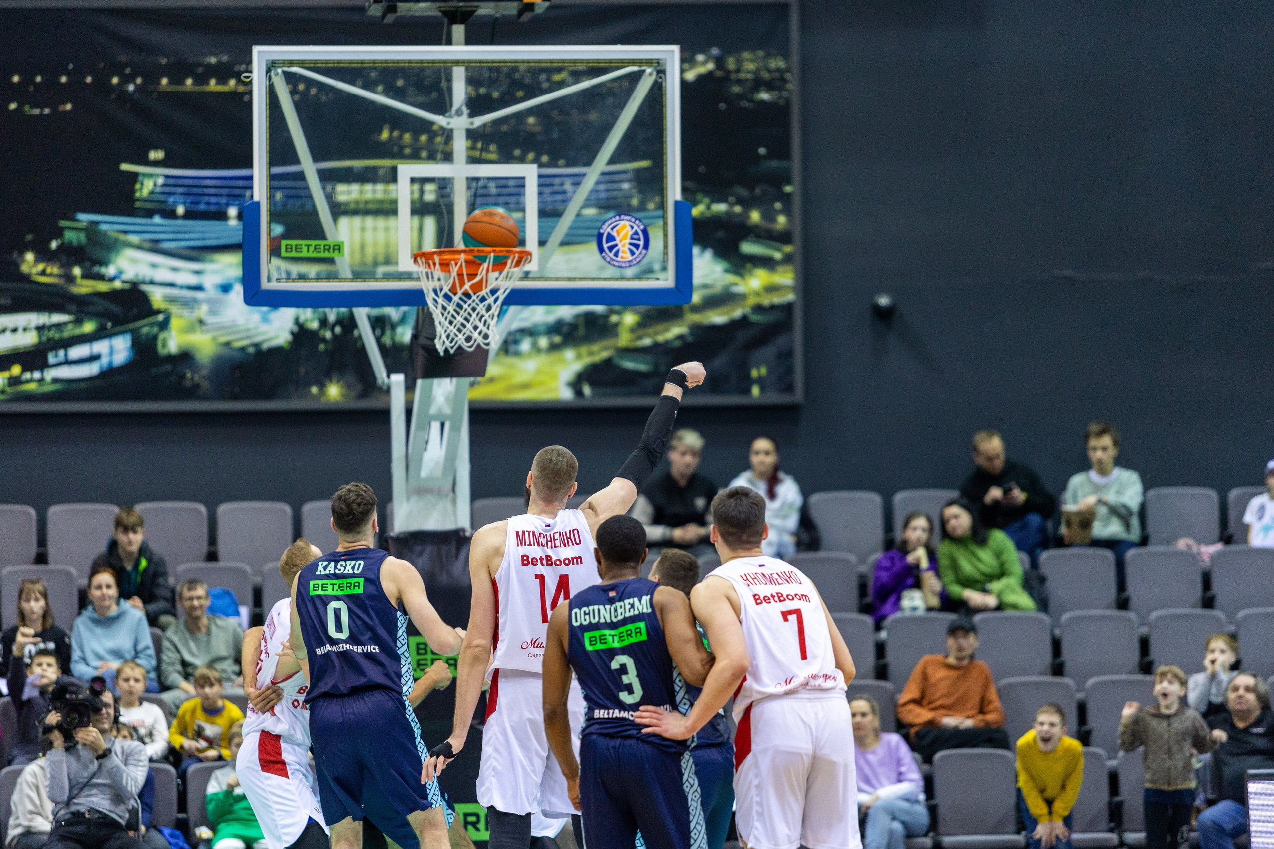 Баскетбол. Минск — MBA. 09.03.2024. Профессиональный интерьерный и репортажный фотограф Минск и РБ. Максим Орлов