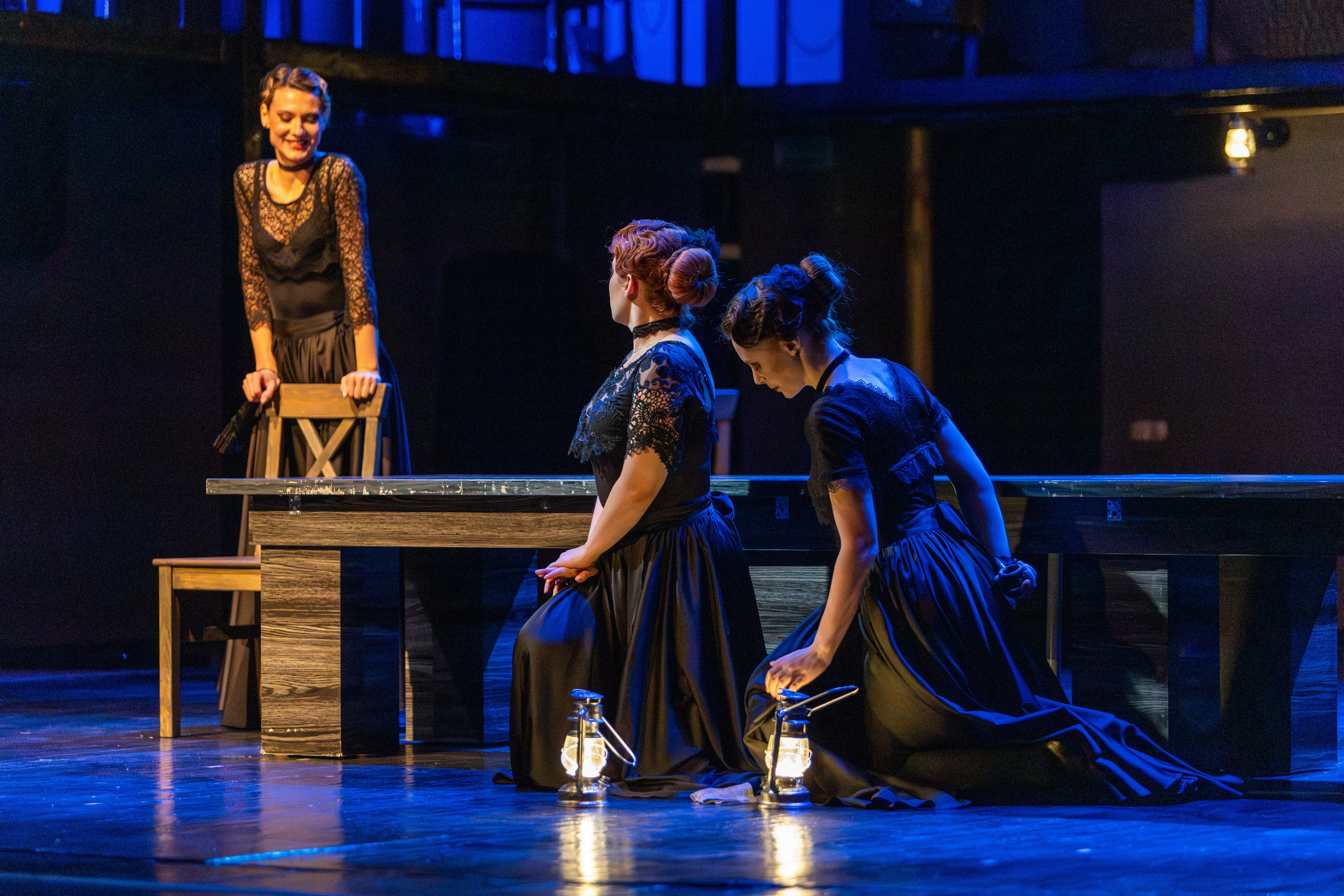 Новый театр «Дом Бернарды Альбы». Профессиональный интерьерный и репортажный фотограф Минск и РБ. Максим Орлов