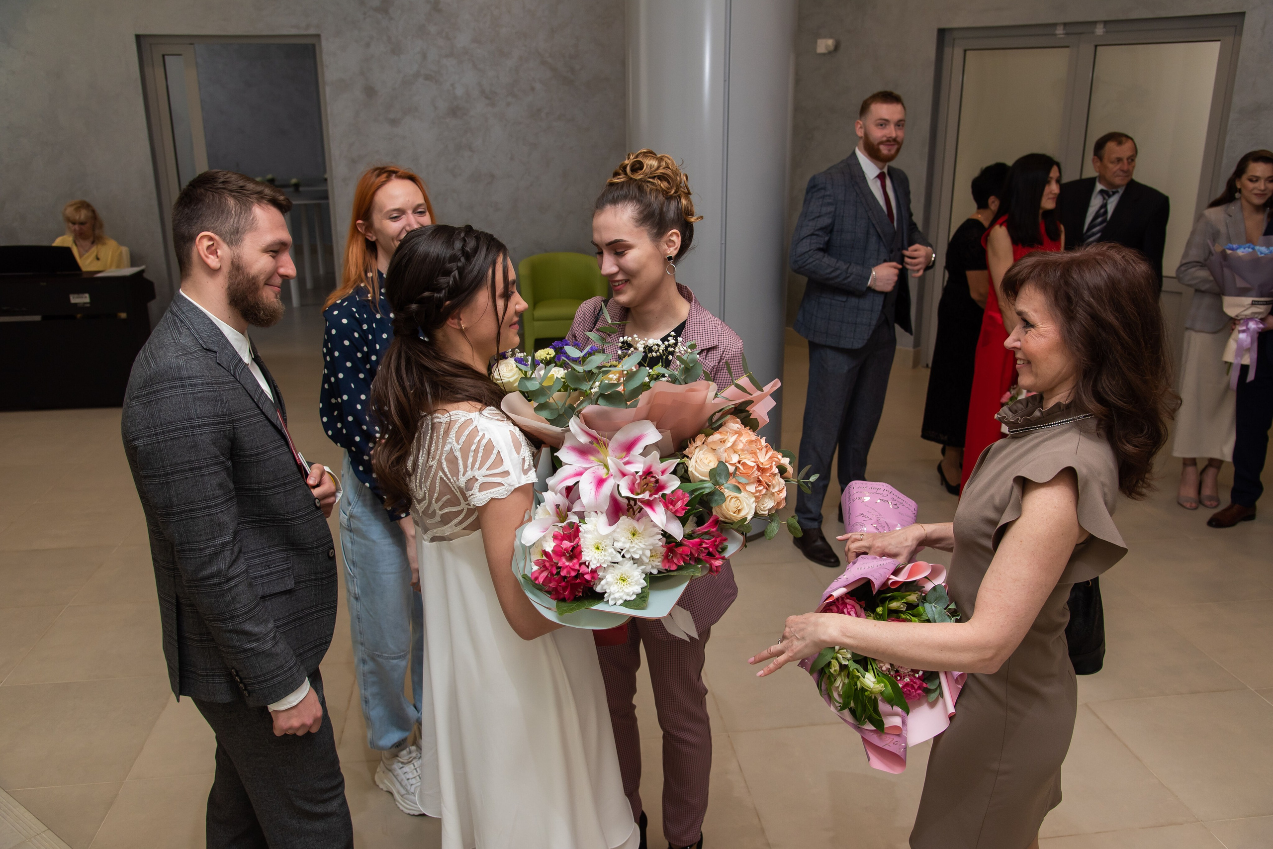 Роспись и прогулка Ростислава и Анастасии. Профессиональный интерьерный и репортажный фотограф Минск и РБ. Максим Орлов