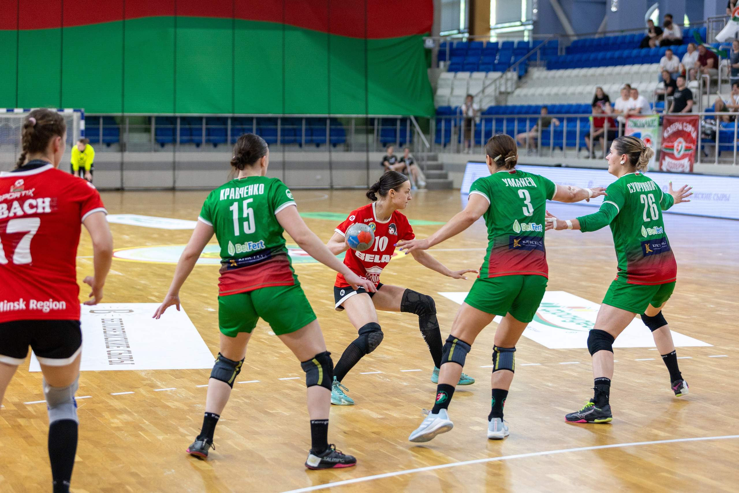 Гандбол. Финал. БНТУ — Гомель. 25.05.2024. Профессиональный интерьерный и репортажный фотограф Минск и РБ. Максим Орлов